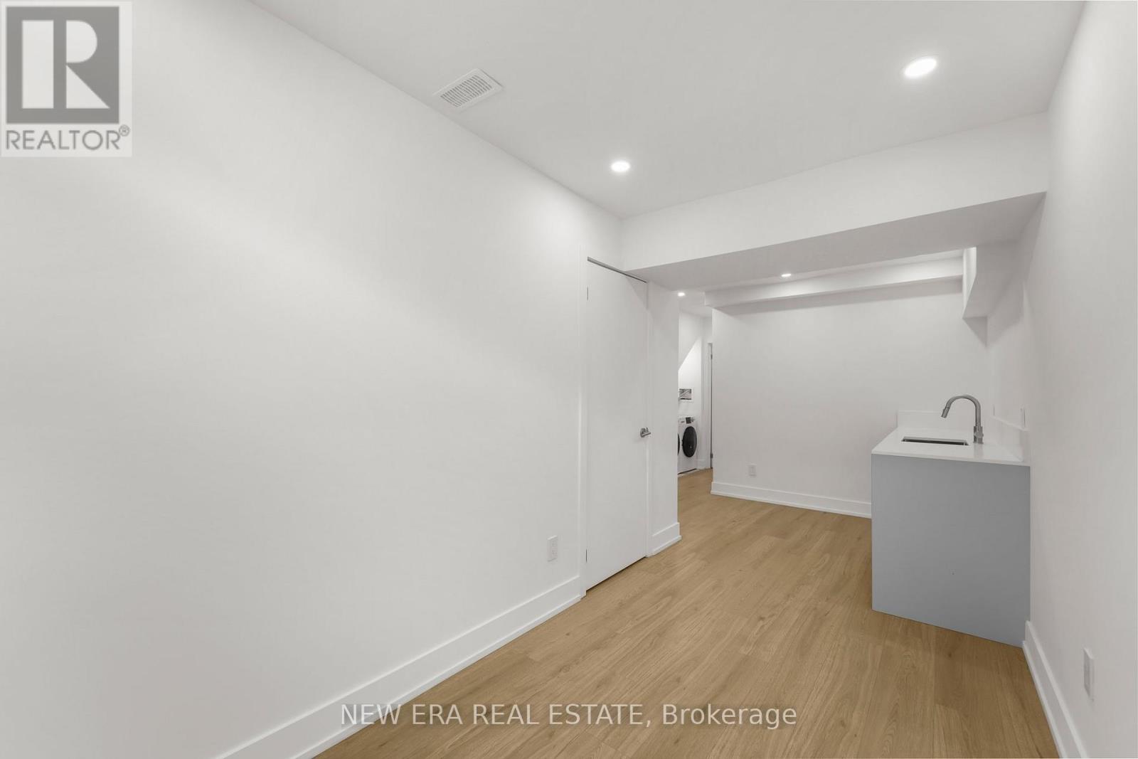 d8ab743b68d0a78f502b4f0012479fa6