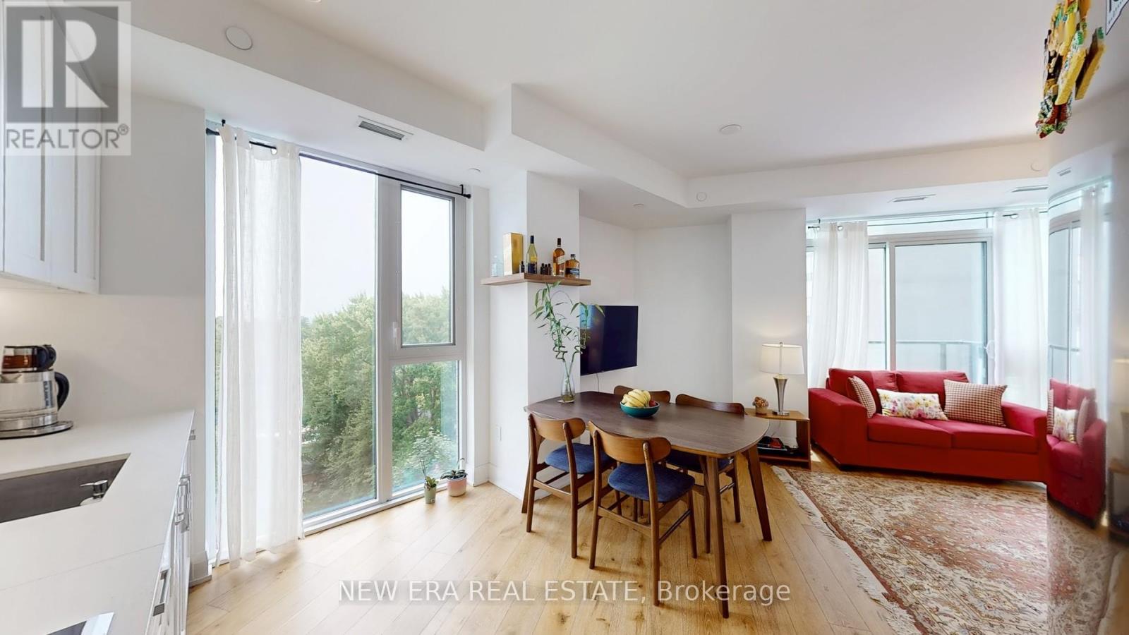 dae925cee2b015a9e0f0f49d80340509