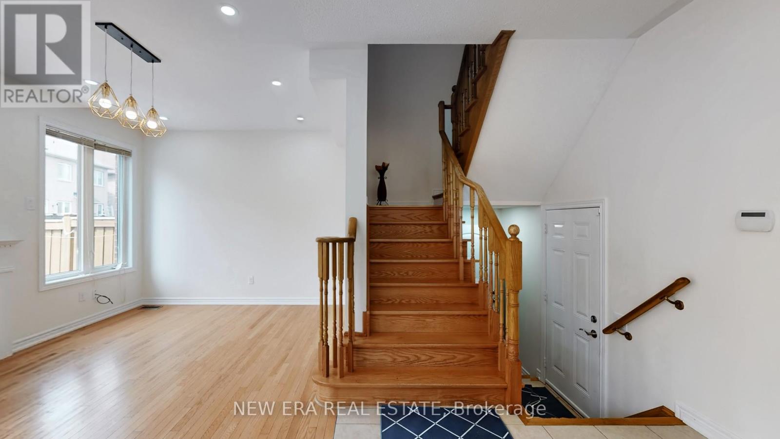 f4406958ec9fd3552c8b0eaaf493cdd1