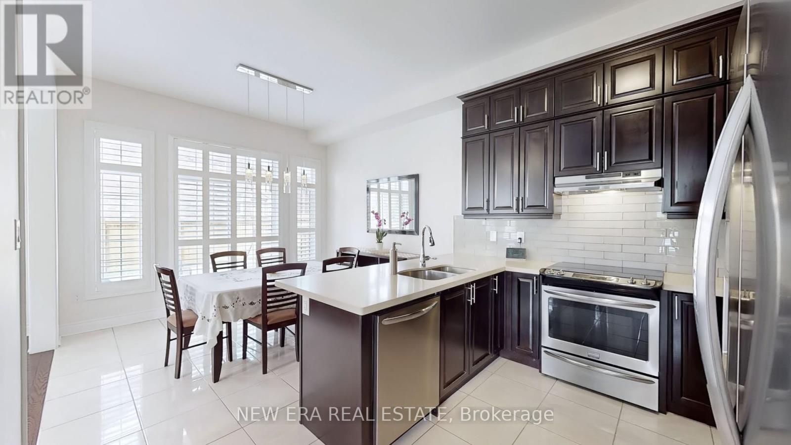 f8faca73f92cb2c1ca3263cba50bd323