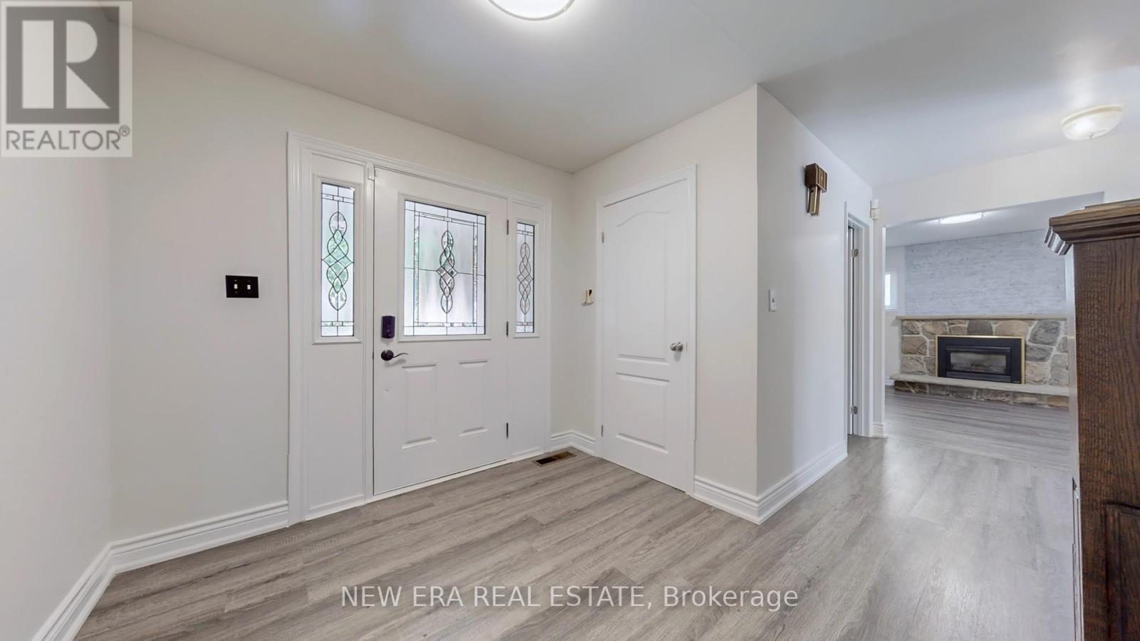 21ab2042d2efbcad36467395e9177817