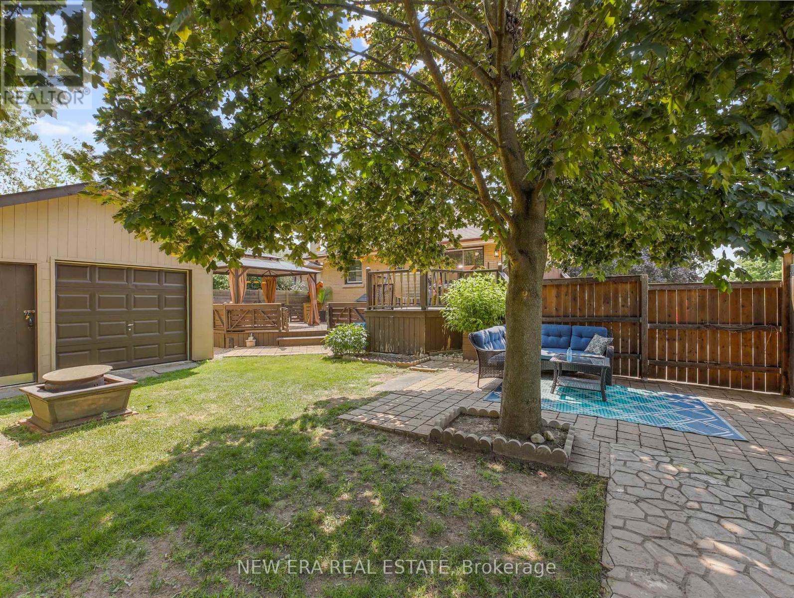 2b229cbbe80ef68c6654a06d2d5ea1d7