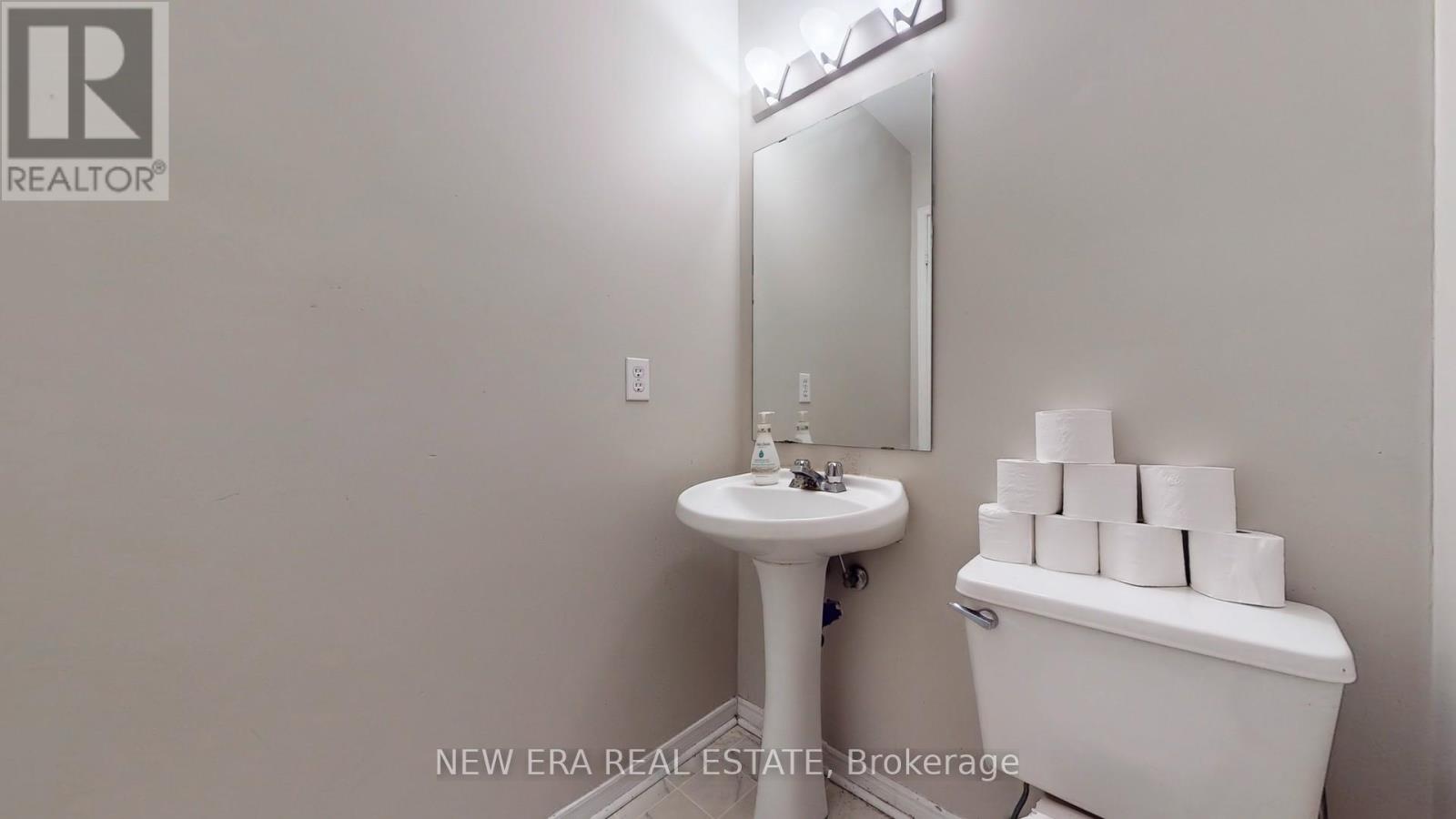 44a497d7abc1851b4b395ad20d222527