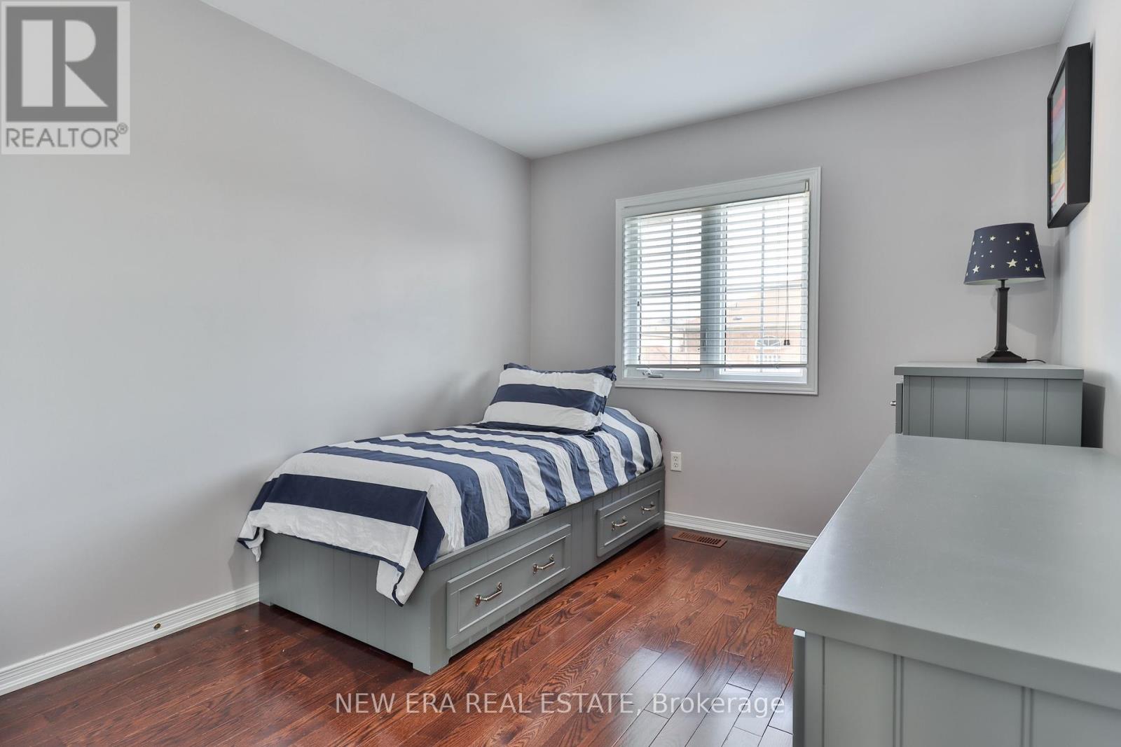 52a7f3f47925b03effd5f5eebba0810b