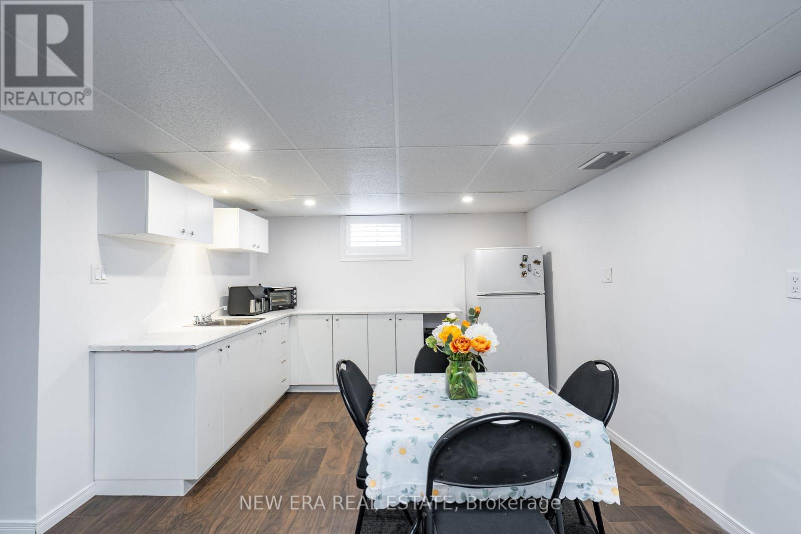 5715c830871d159f0bf2f04b156648ca