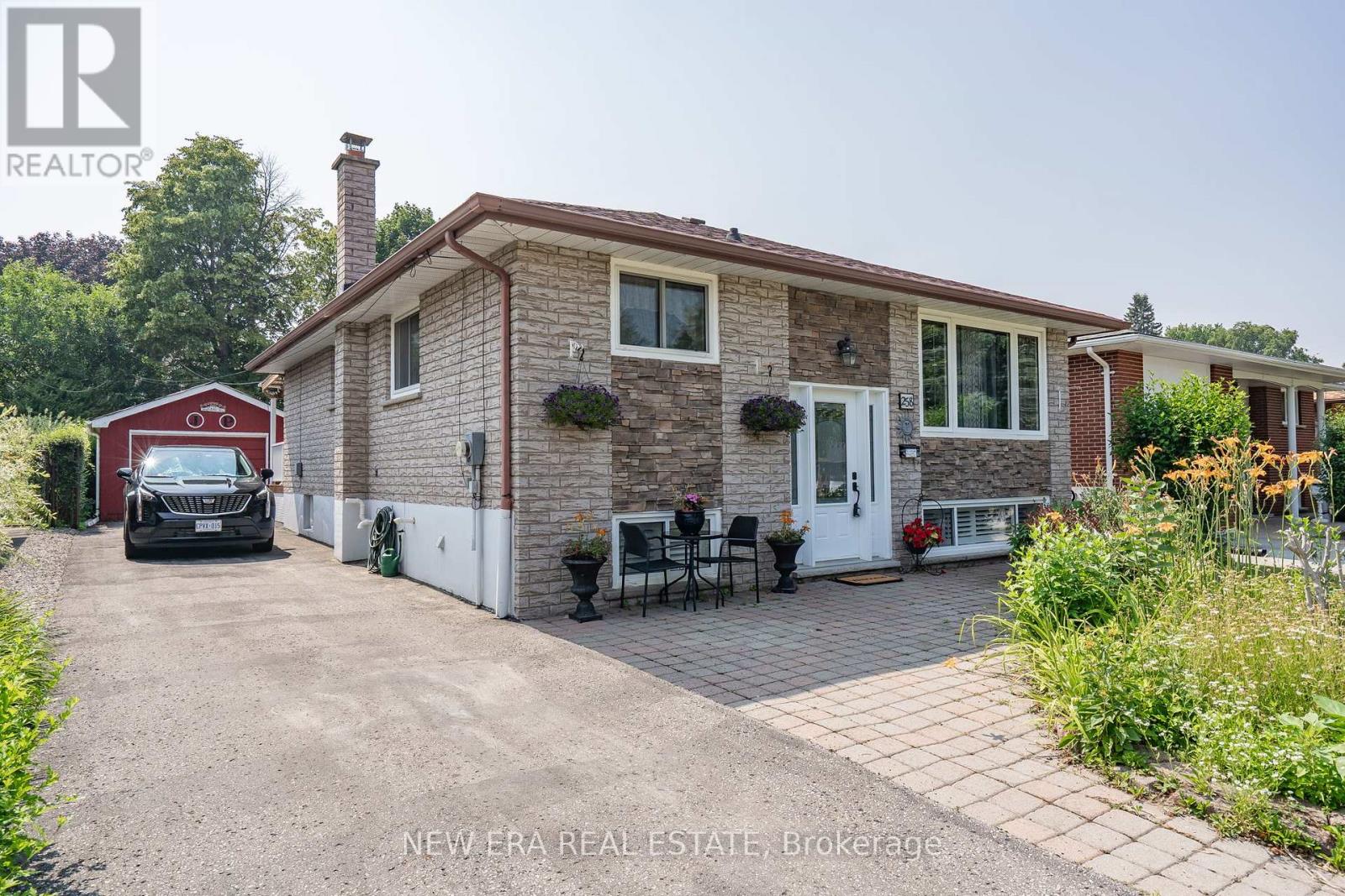 74e8d9dd42181650d7f7ebace00a0b1e