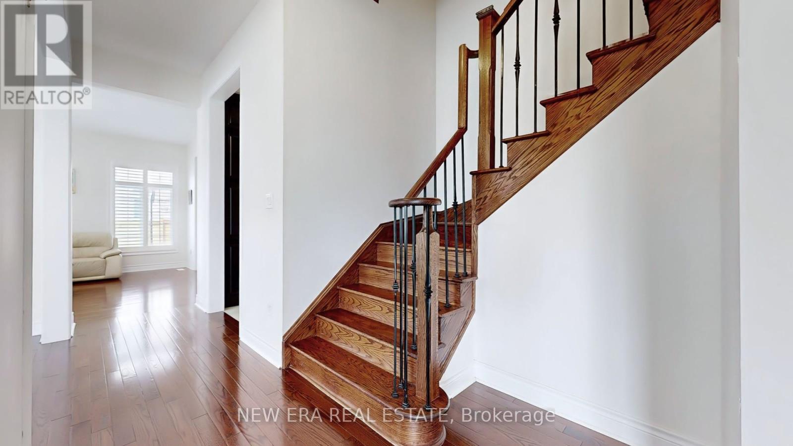 8e152e92b274fe5626deb6dab43d257b