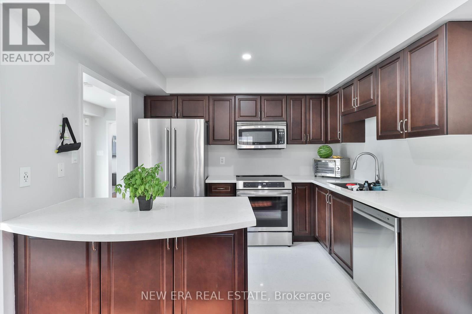 8f71d8c883726939784d8ea2f2dc4dd1