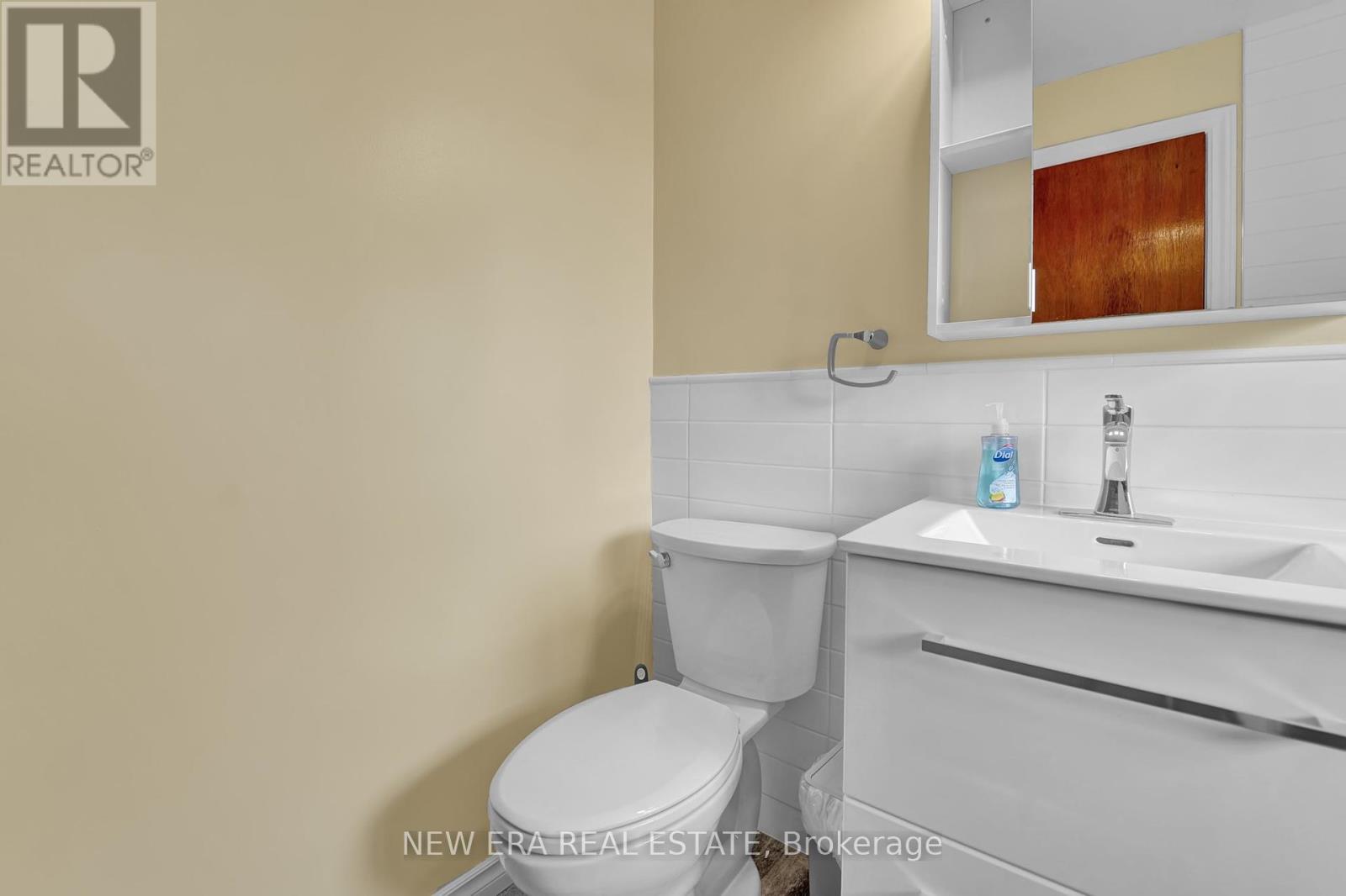 b3d183814848dd83d7e0be3694ad3b43