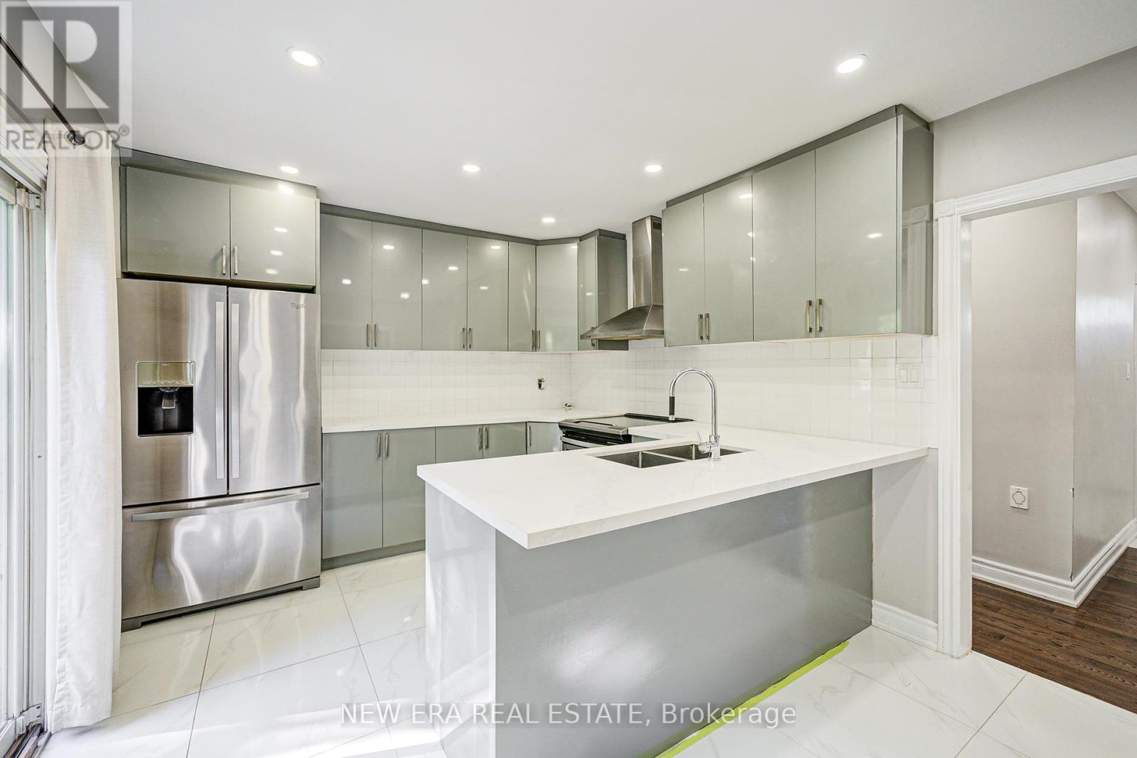 ba9930371bb154a2c2c9d2019bf6a9f4