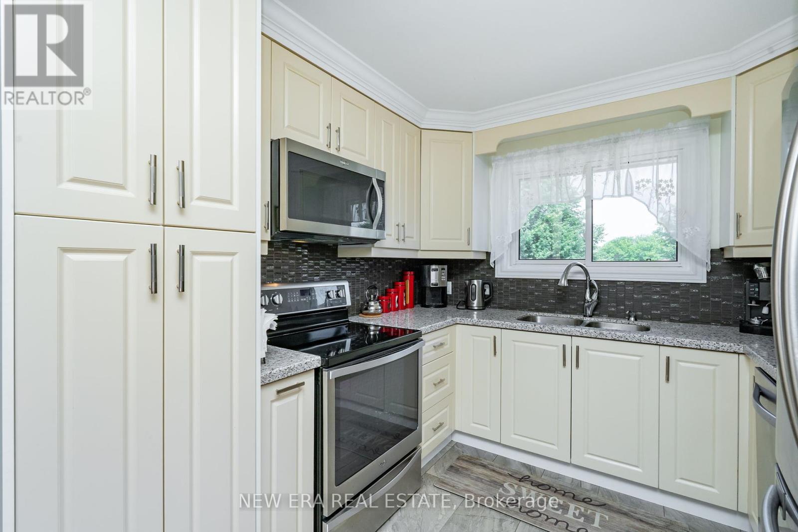 df0279c80547eb13fc2e460a8c70743b