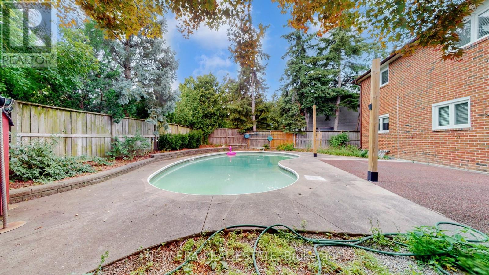 e371a2cc601a8b0867e76a23968f0171