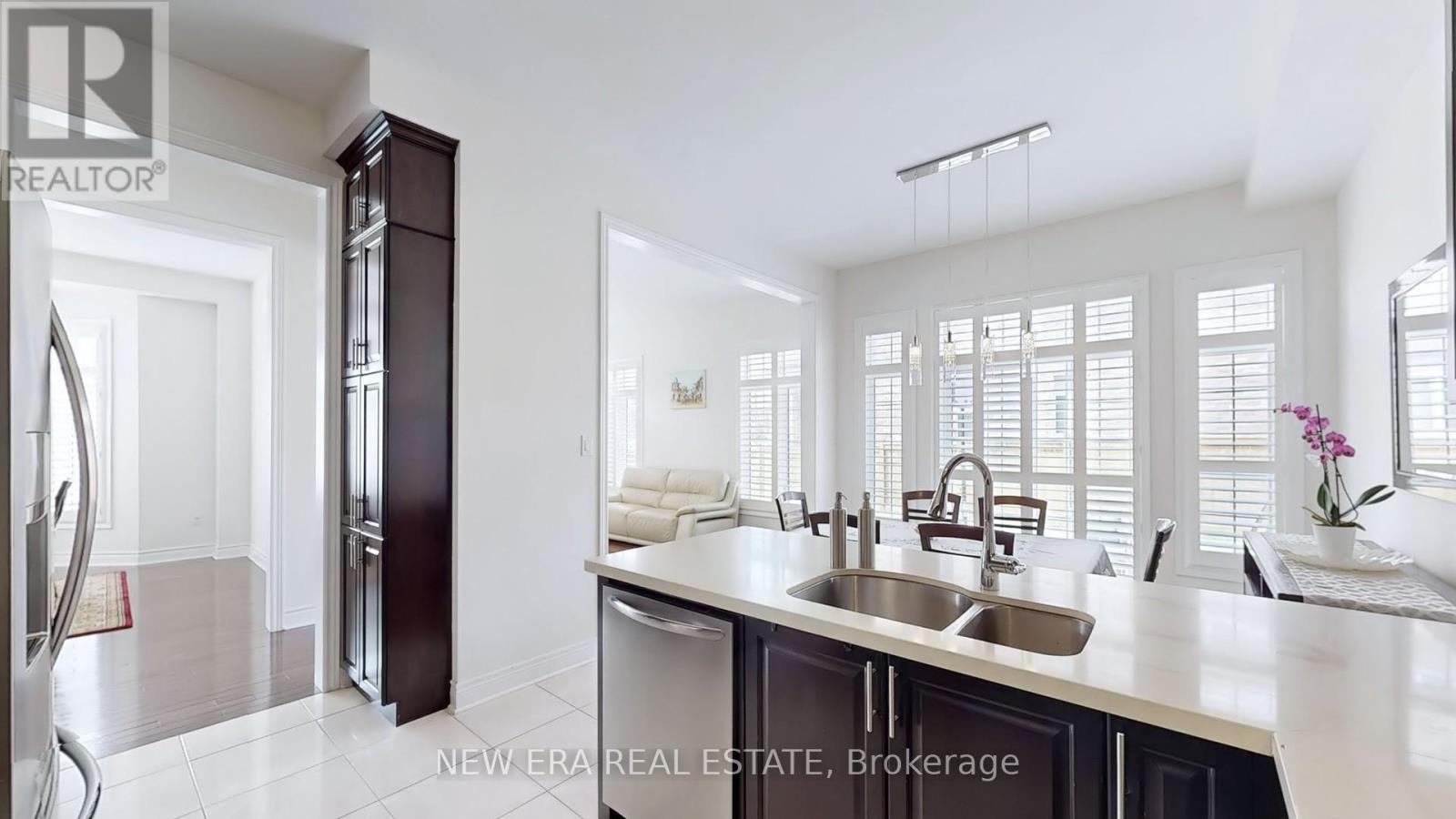 e4573375c6d5821d21523cc498f3d5e5