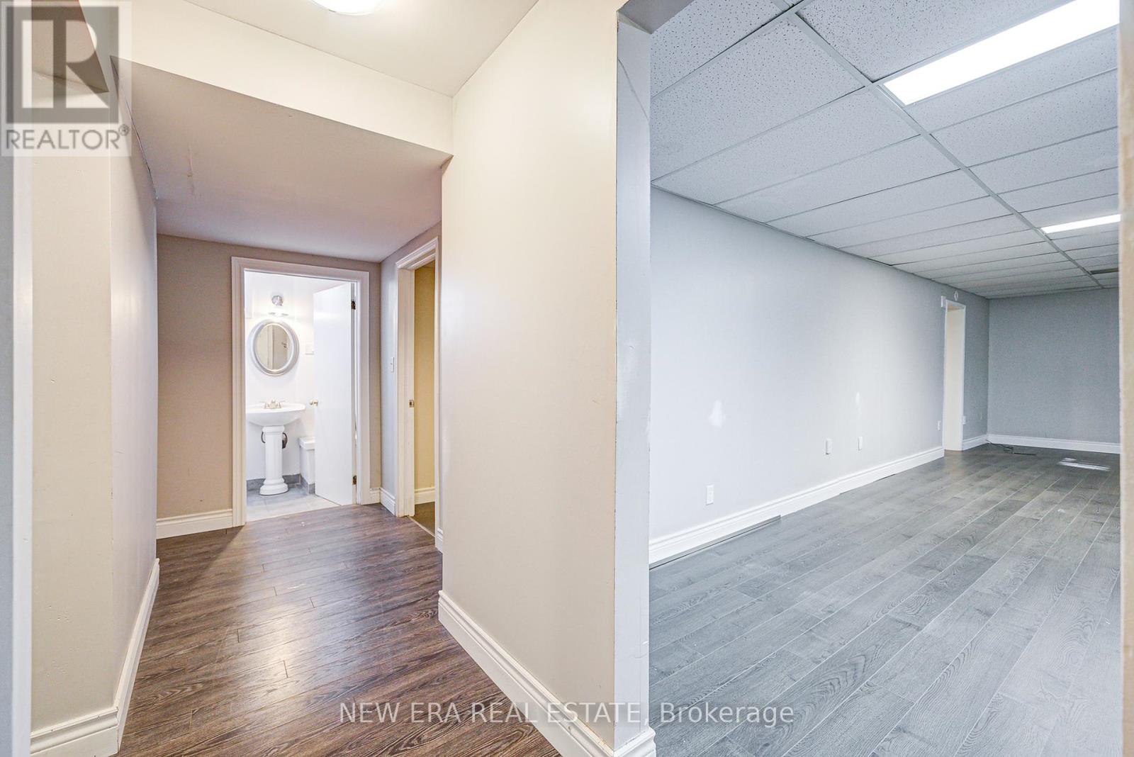 ee3a9a4cb5d378d5acb5237e054fe384