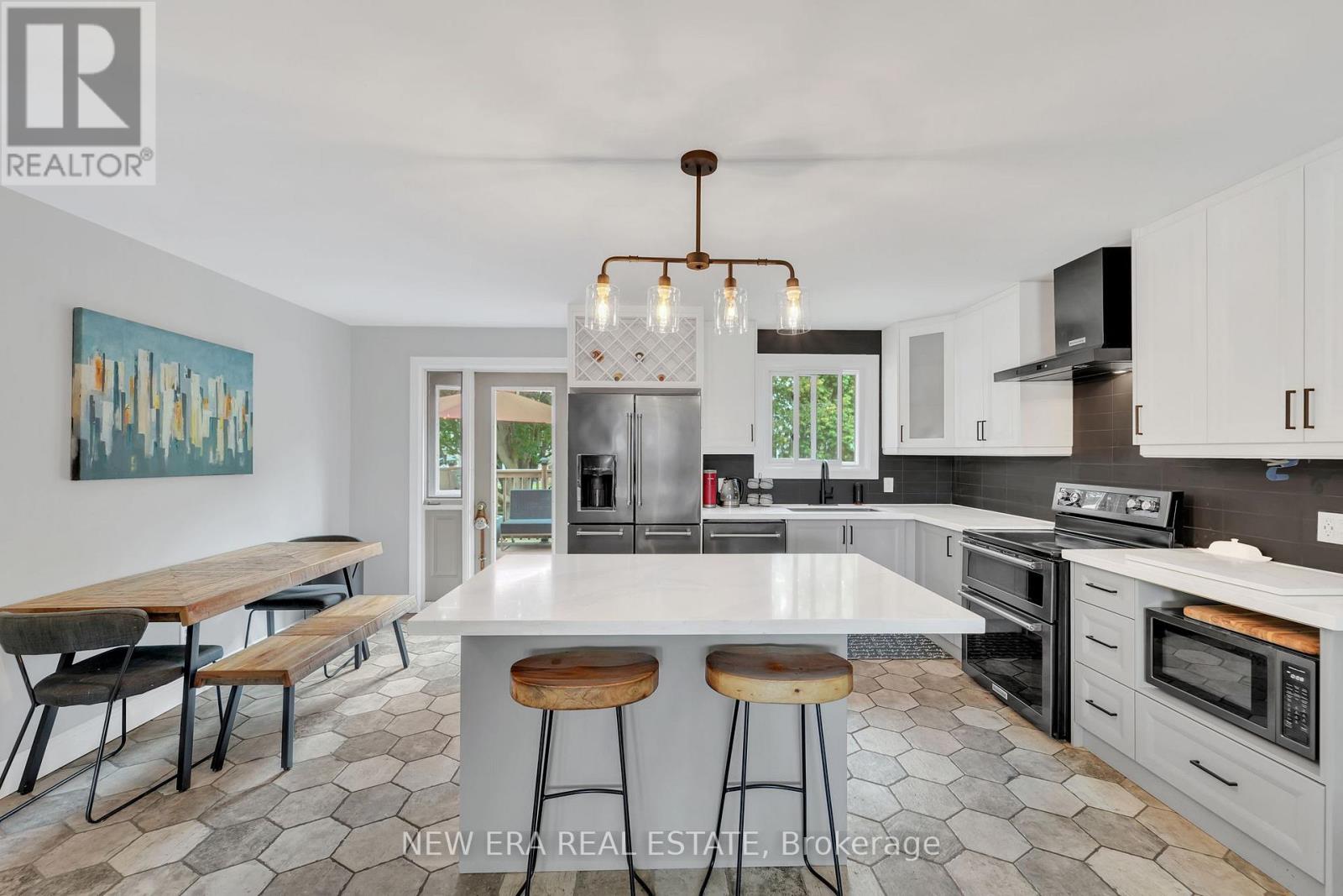 0b60d362d657d24610a82792f5ab4979