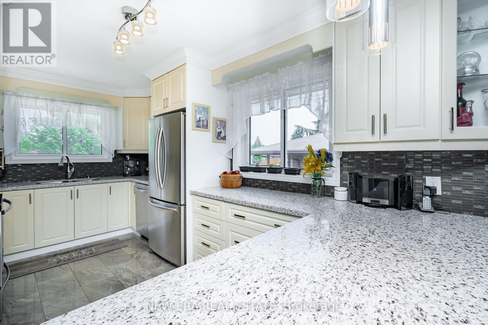 281619bf1f8edbea3e7949d91d150fd1