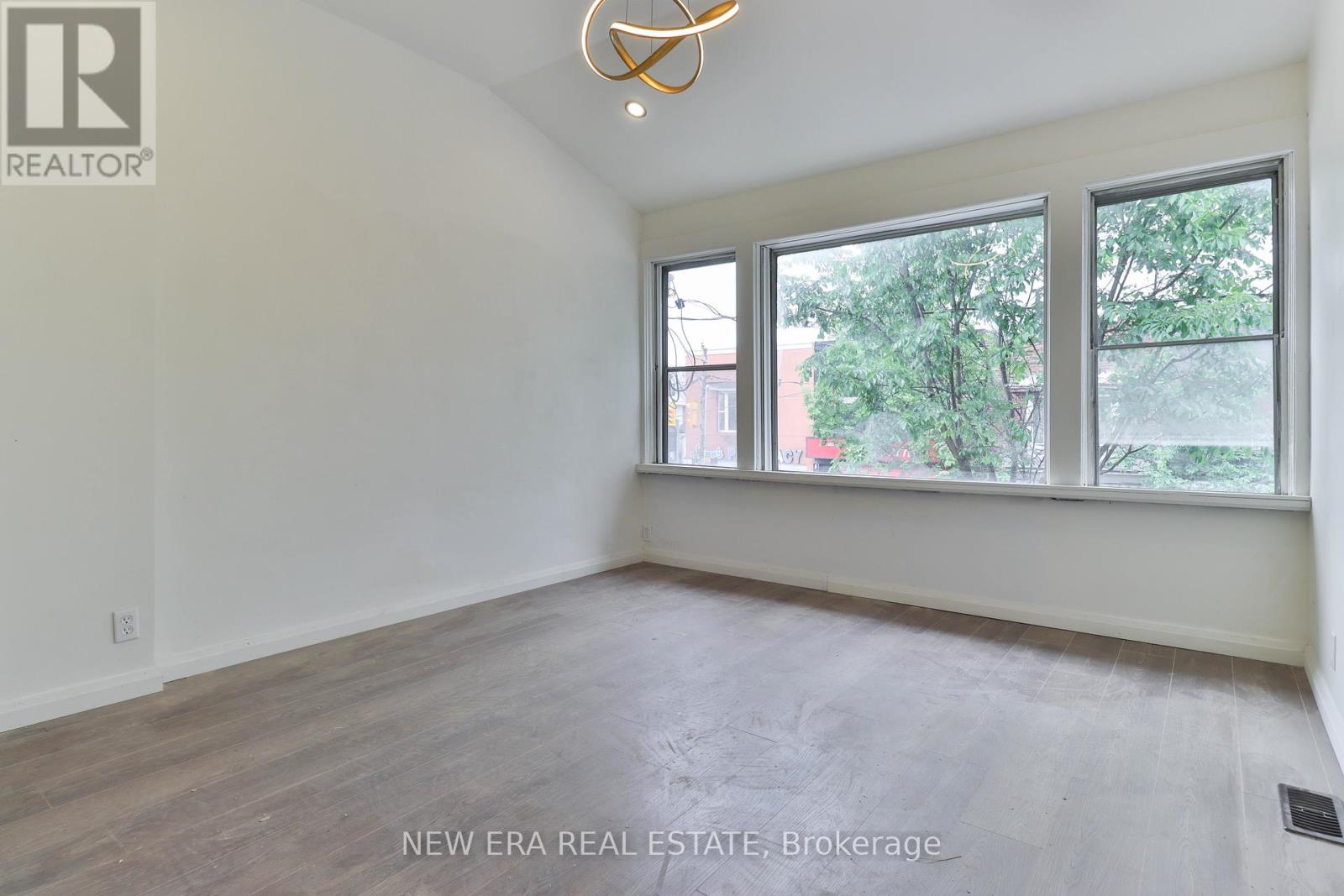 3ad187acfd3499cbf2827c86d4a328ab