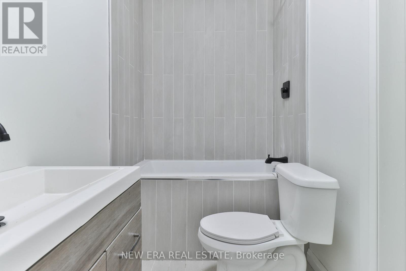 3c12e82ec1d933a02f8fd76d3f66323e