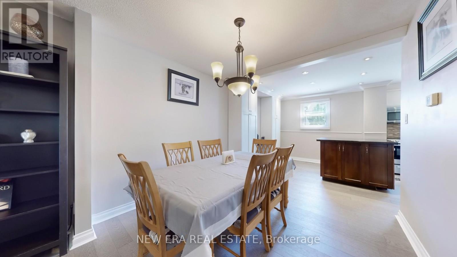 6d40188aa44046d0f8136af3095a2491