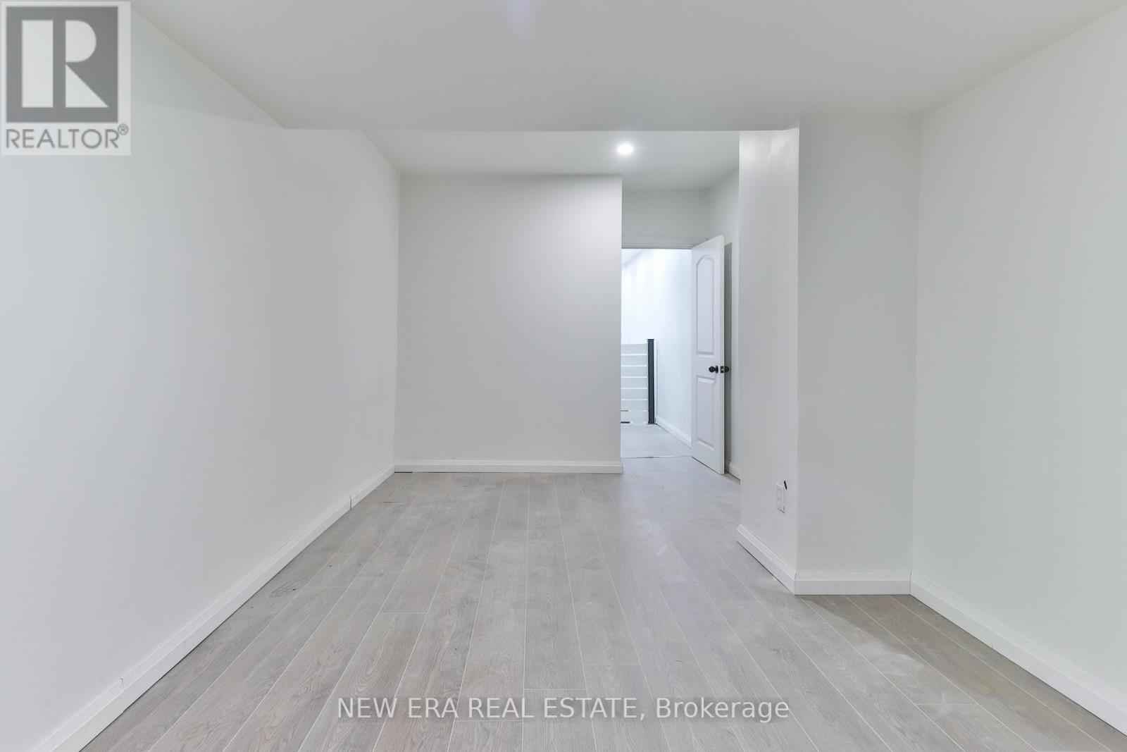 76c2c8d6ca2b69a83a3230133d321575