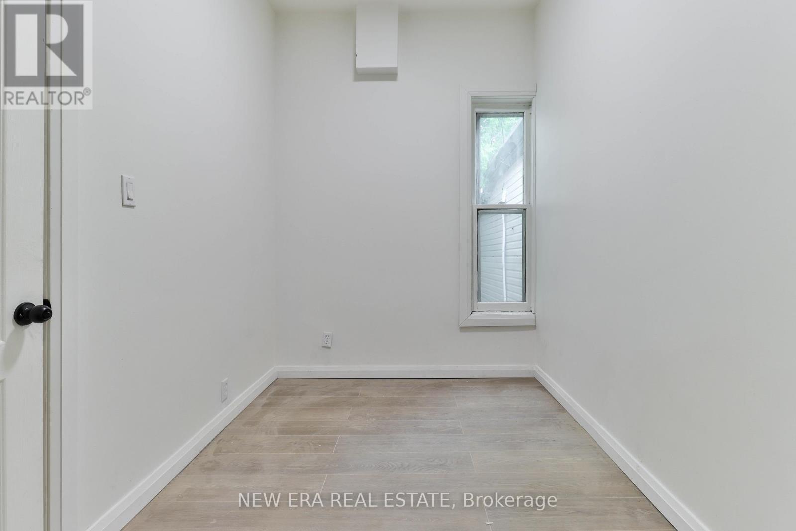 b371095596d7e81aec0a822cd6883cf4