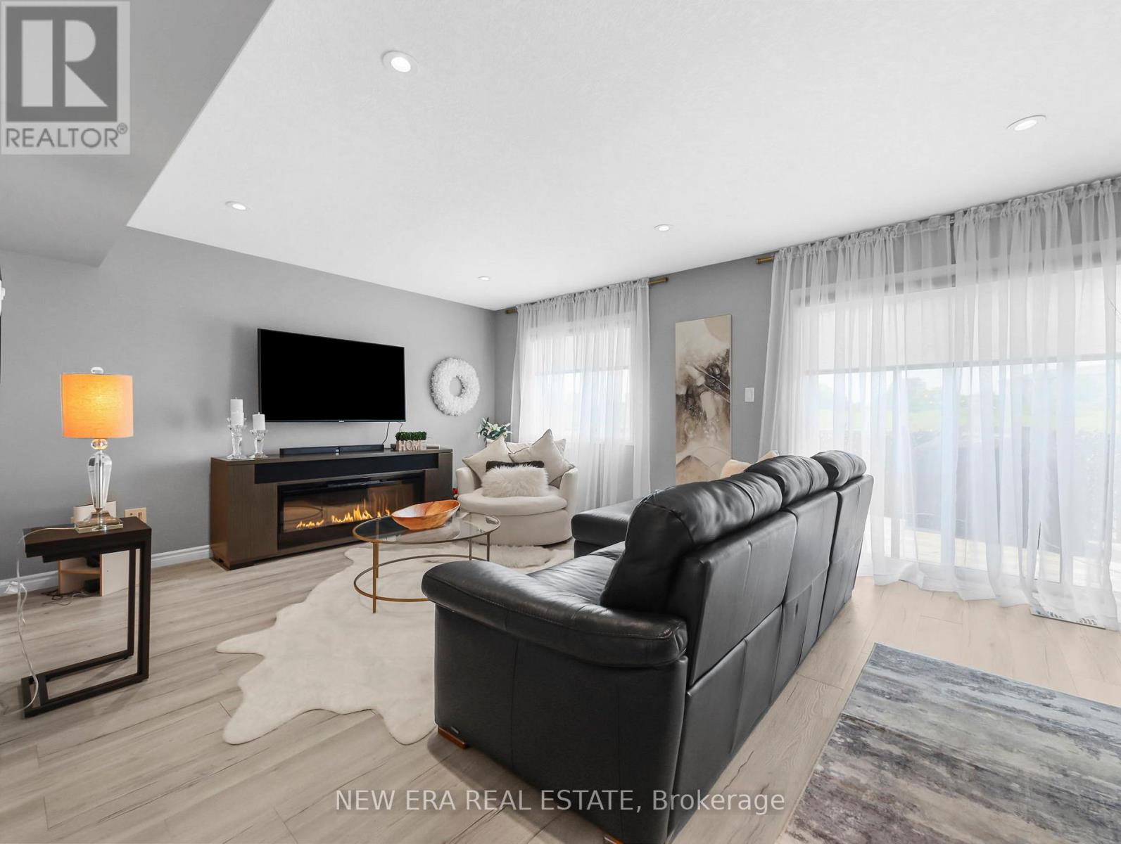 e49223ad64b1ec35185141219d337e8c