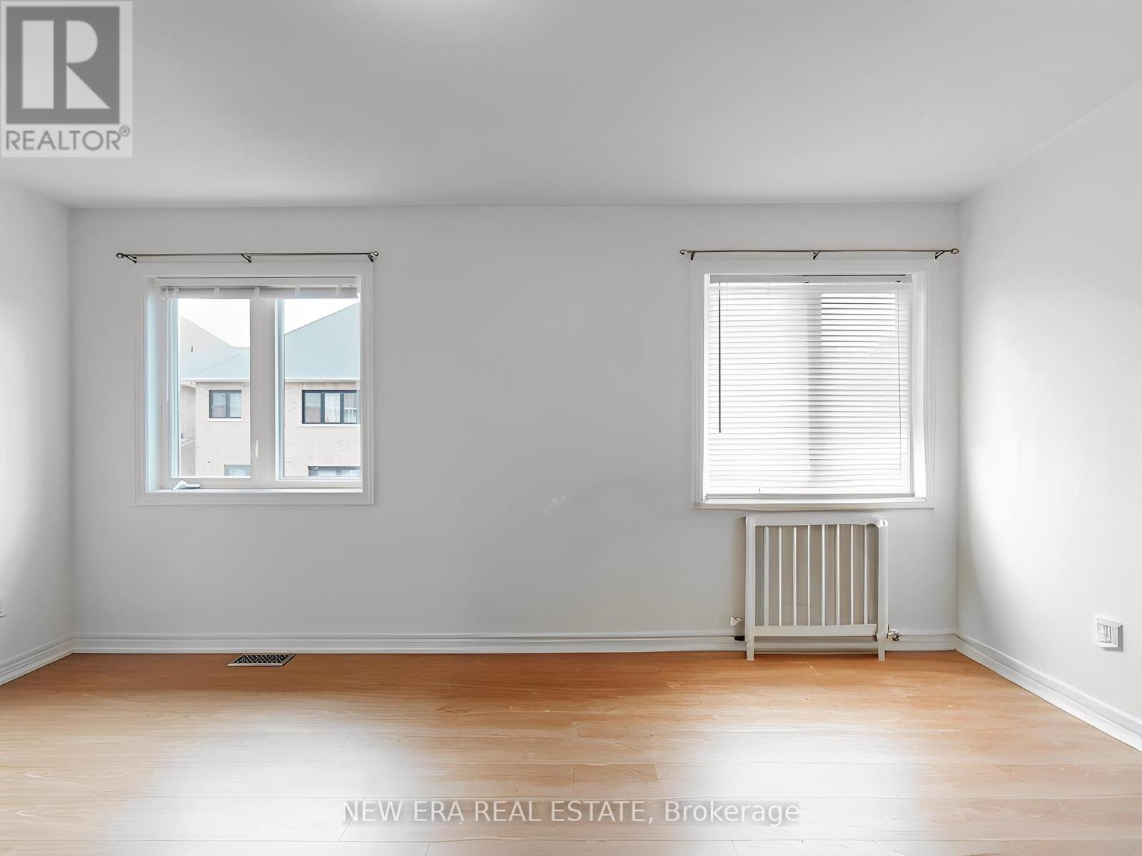 e7e166a72384b0595a8db0201951de4d