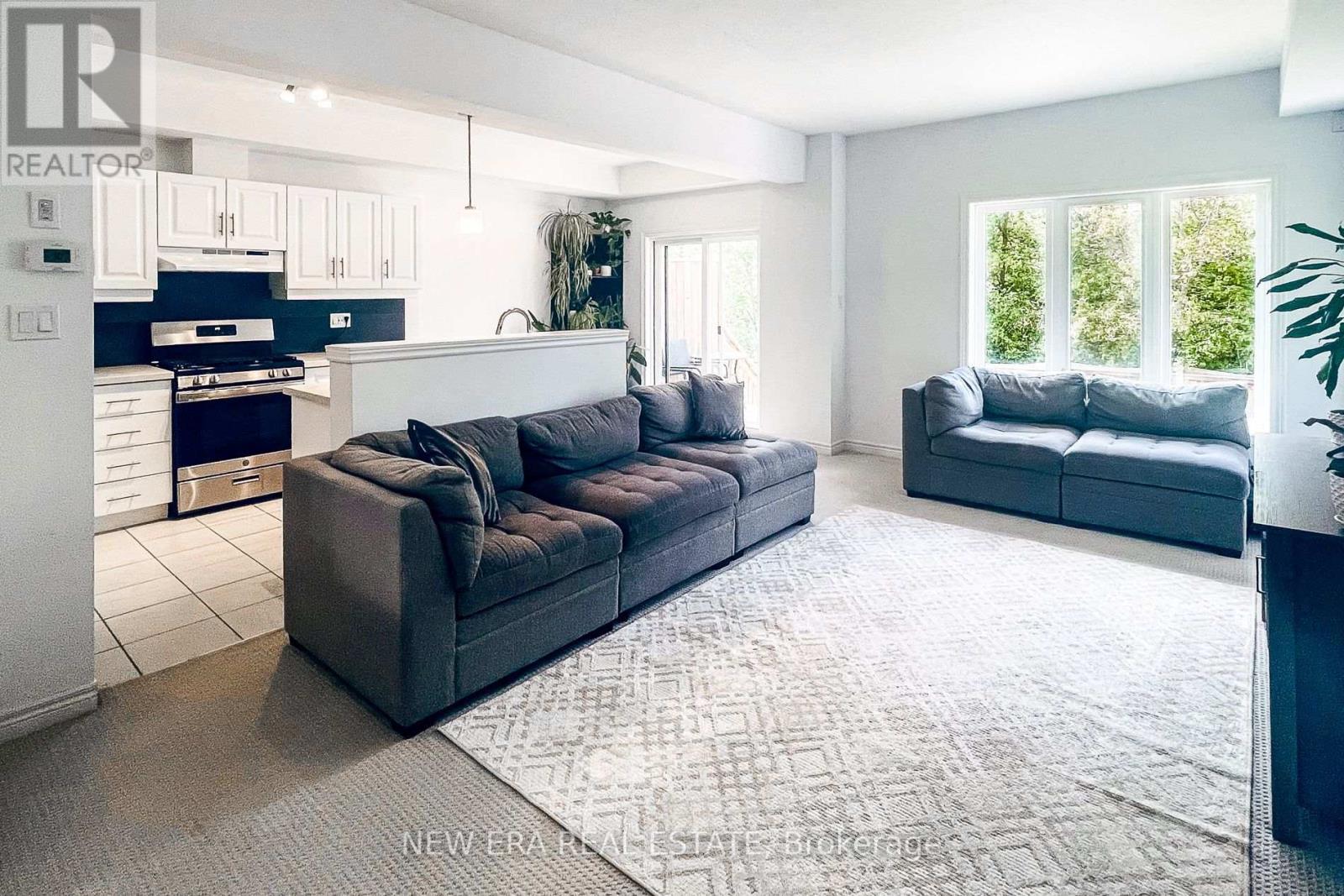 f6bf85d3bbd2e17151881b007bebc03d