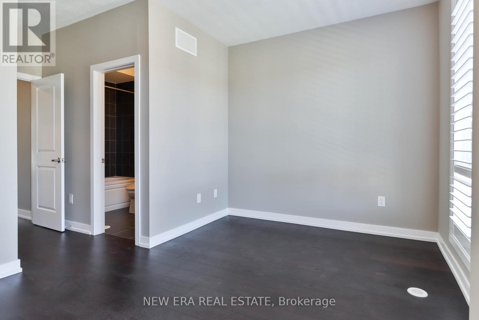 0832c112c007175eeb91710a3f9f3121