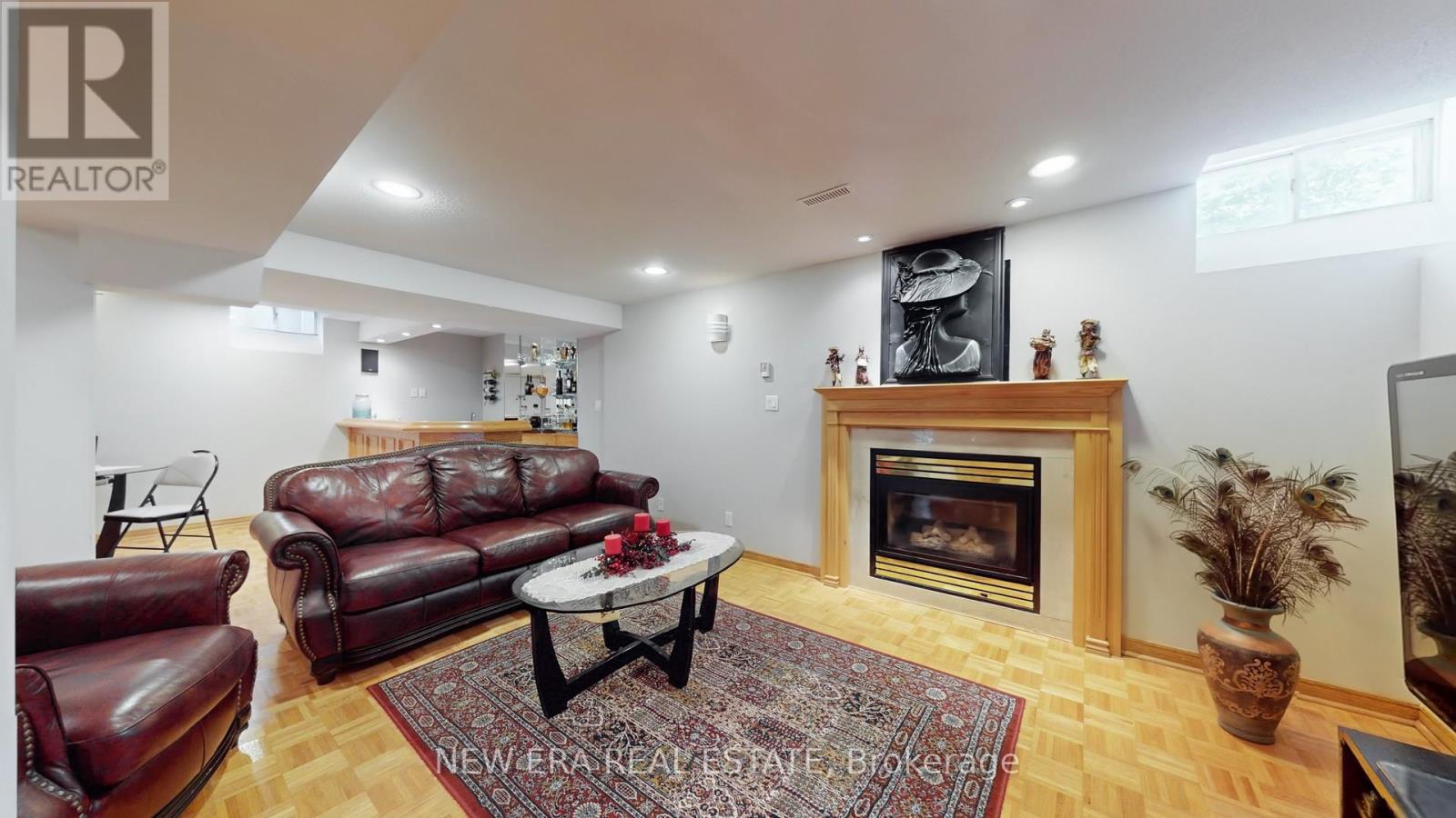 4269115ffb204d4ea9beb1a75d49f36f