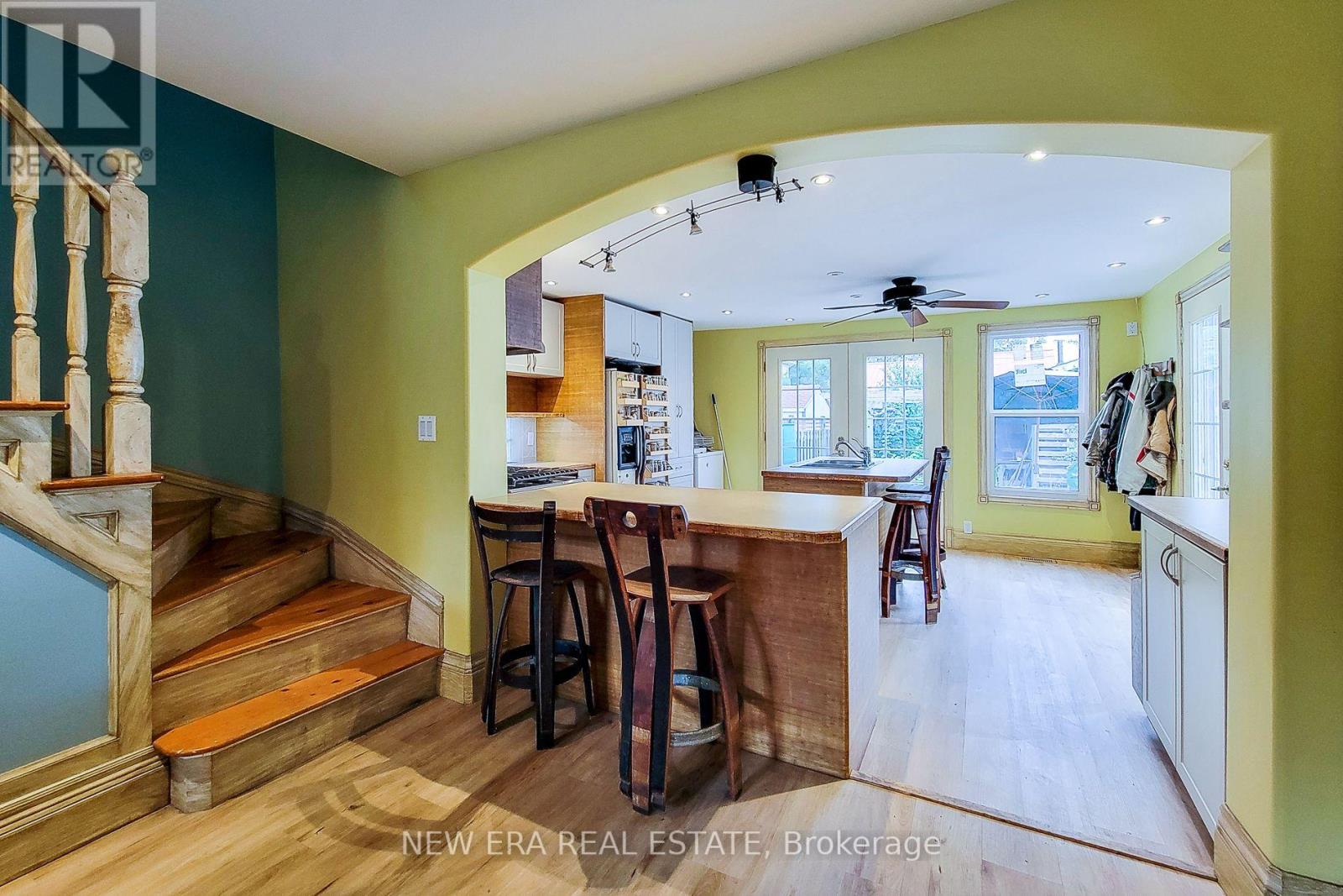 4ae6a60b323a1396fdc8b41781c3e66f