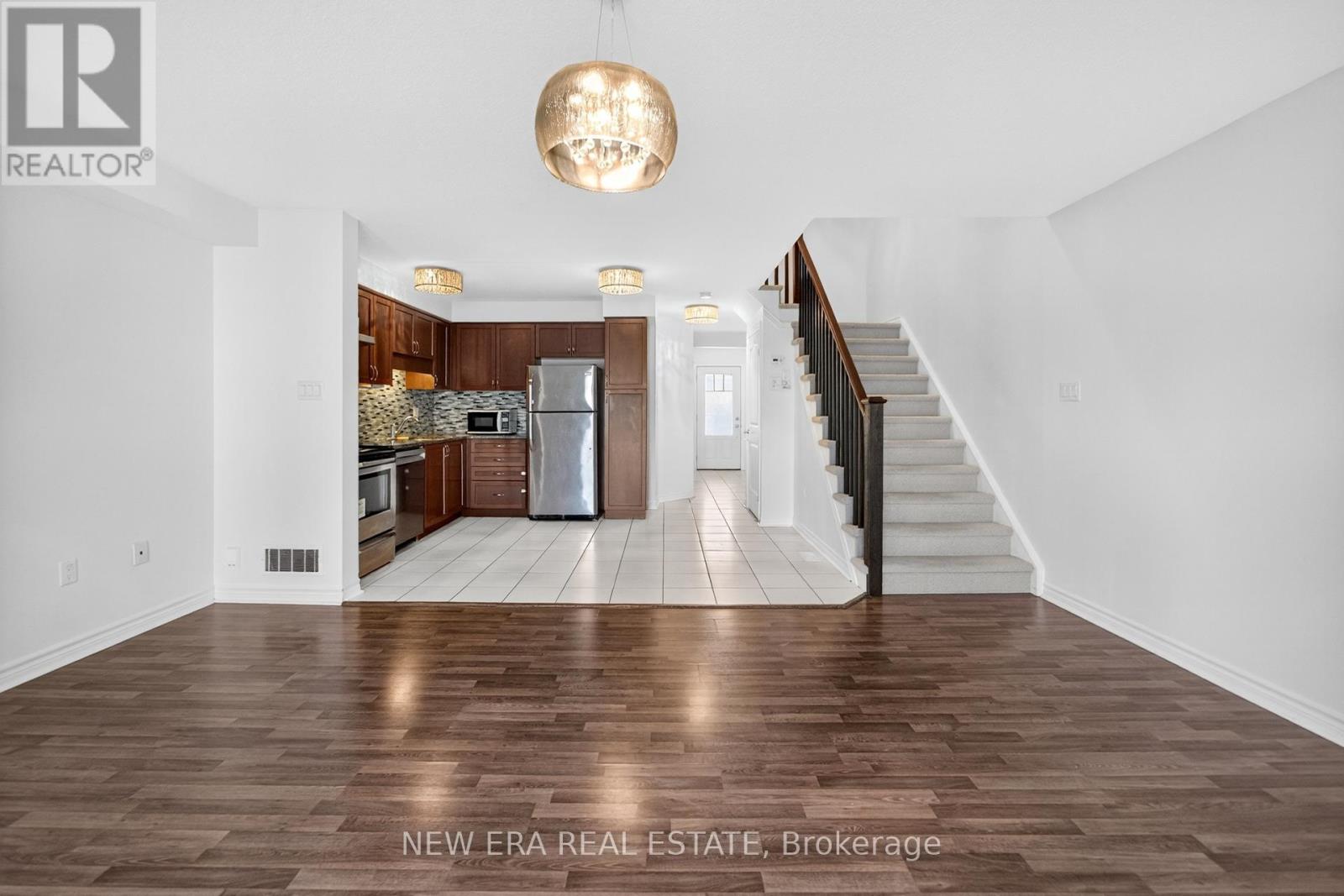 60560f5682f59a758f05ca577a05aeeb