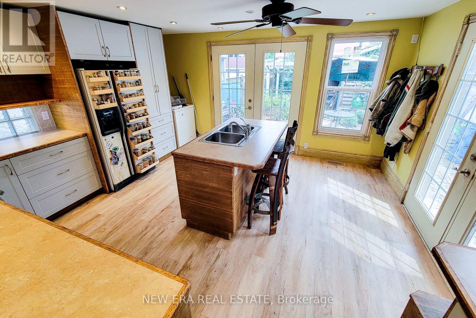 7259bd7f657748c26928881e7a8d2888