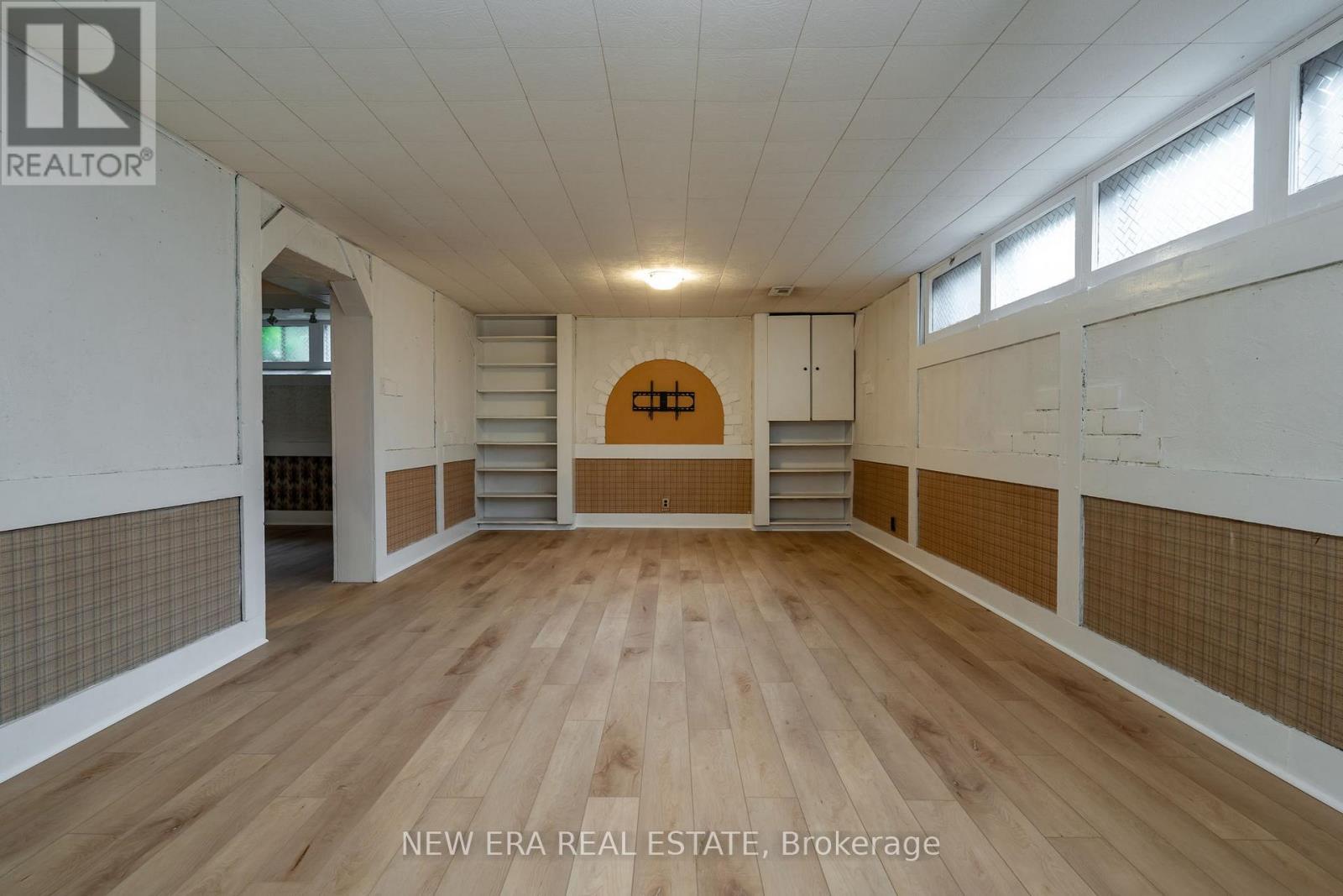 8325d644801944e0c16c73c16f74d7ce