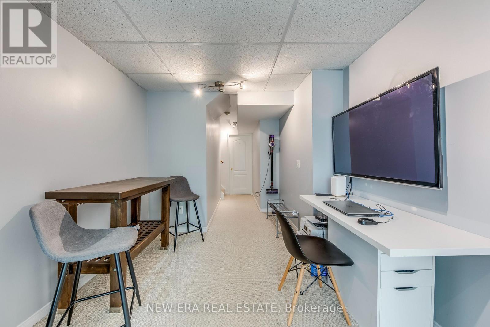 897d04deed1ecdd96a7529a56caced3d