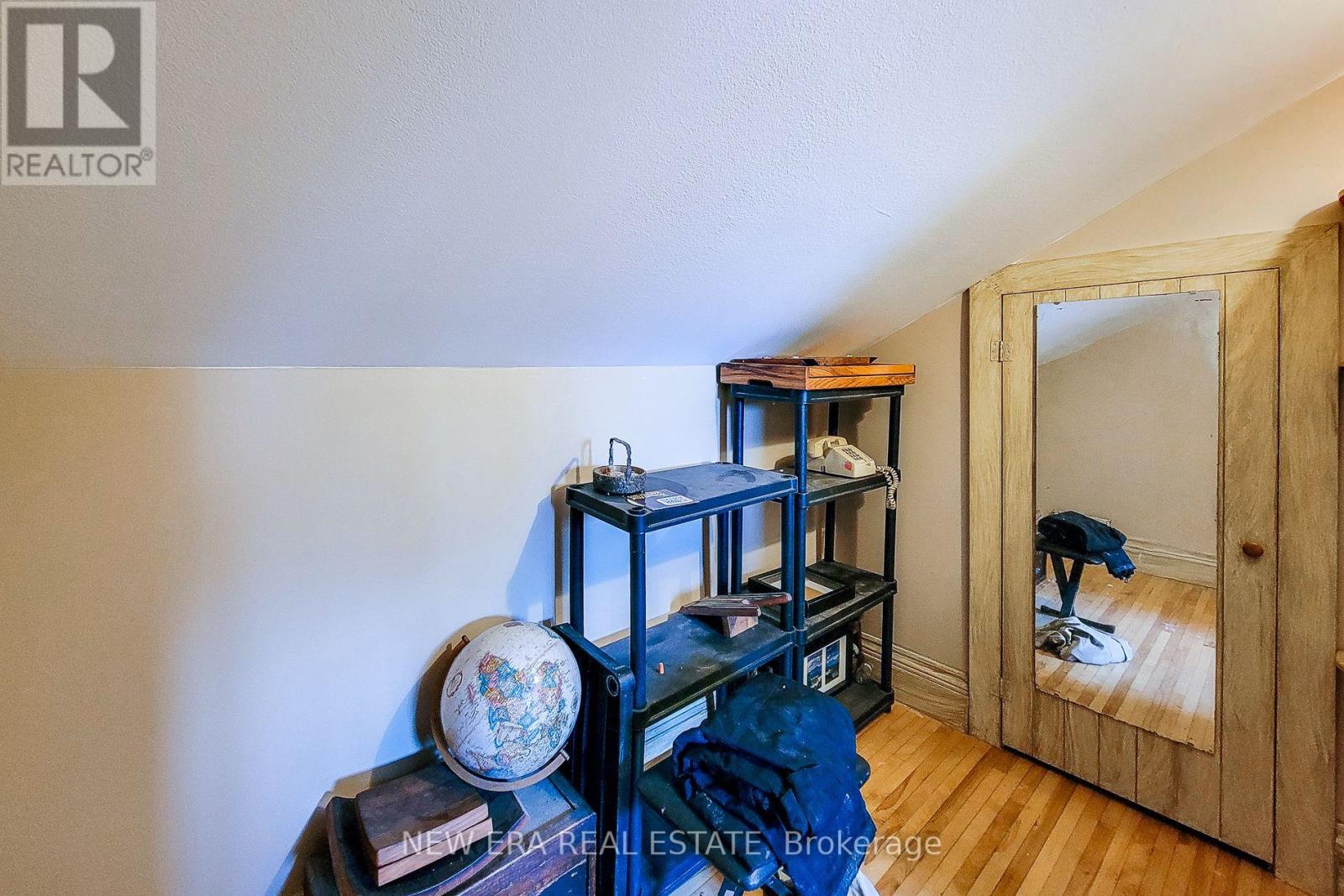 9d73920c64a87adb4971d43d02ee1b0e