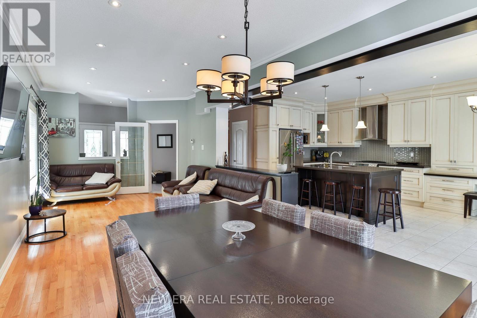 c1242491a321b530d8c1777079cf54bc