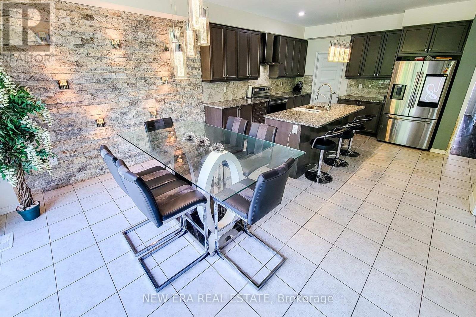 f9c0e82867e14d3f83bdb94069bb463a