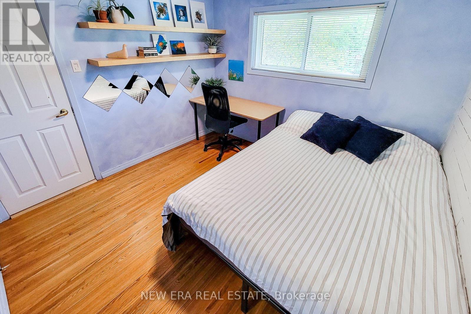 0346ab4fb05a99566c7d52f8582b6923