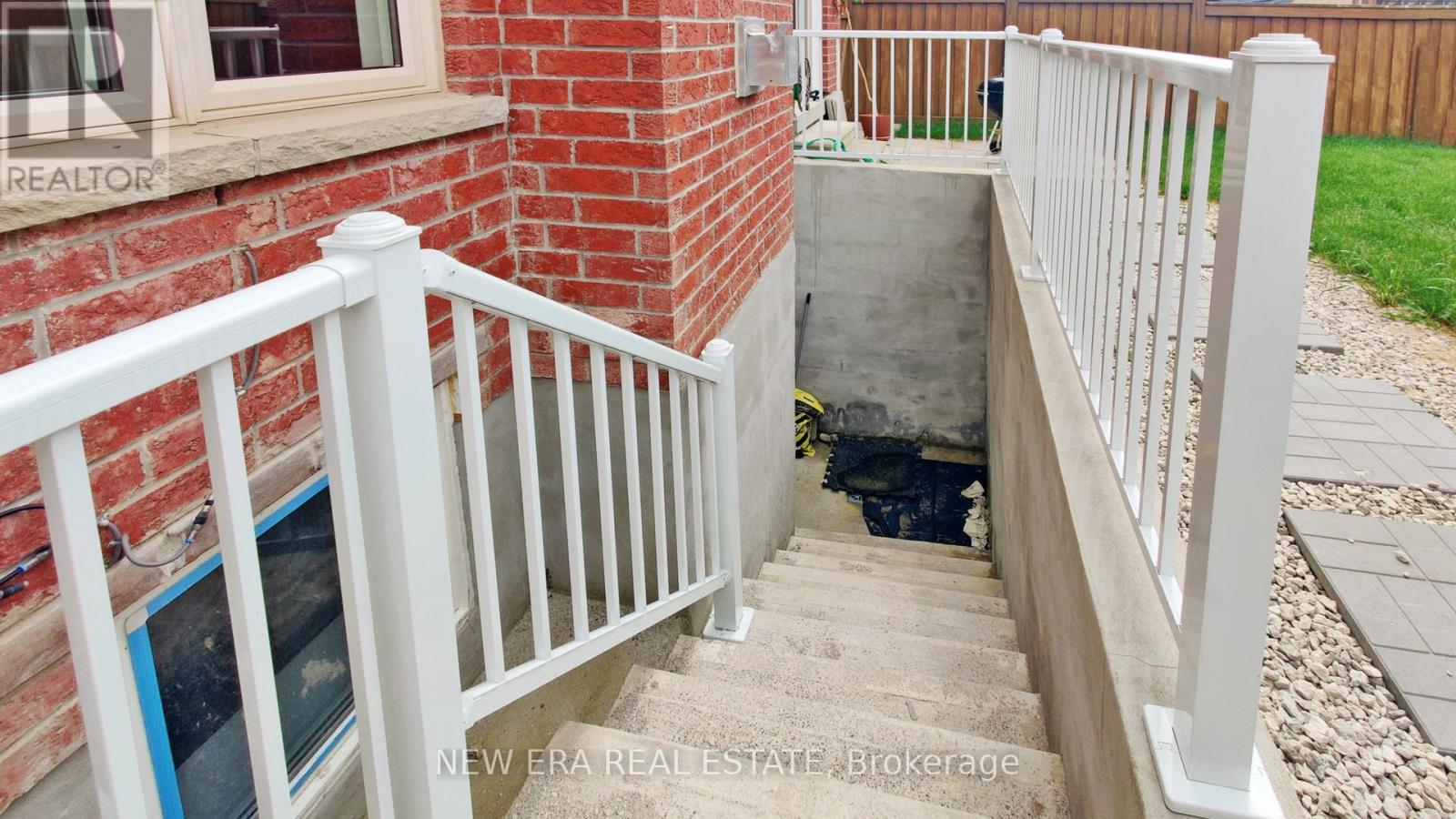 059432f121a0c2f83ebd9f1eb3fddf8b