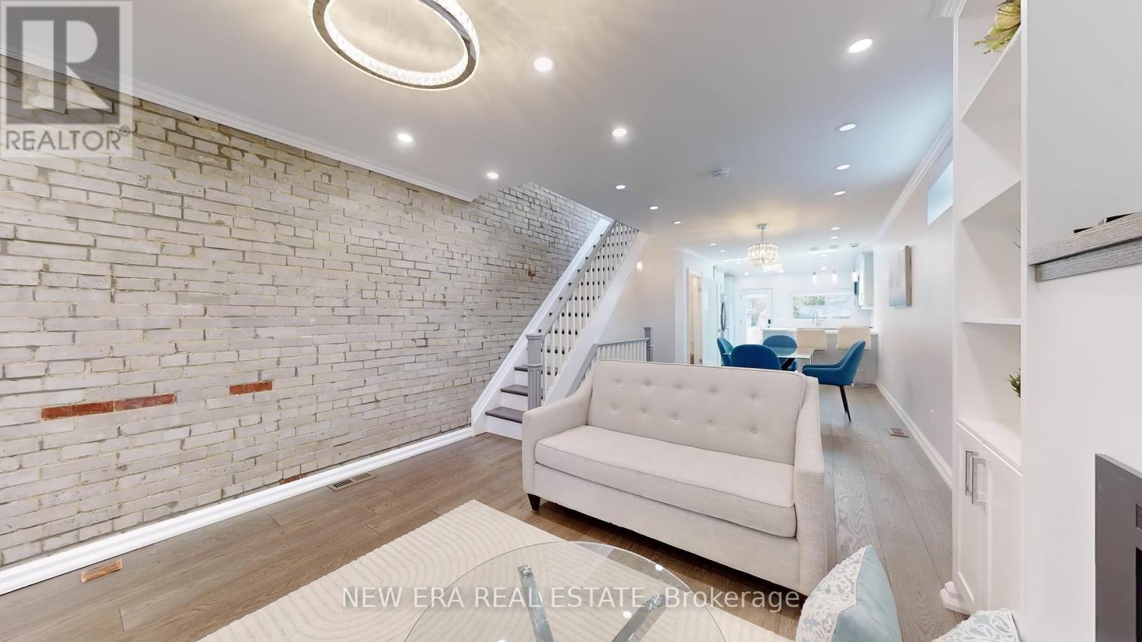 175a0d632cd38424e72cf526e7c80cc7