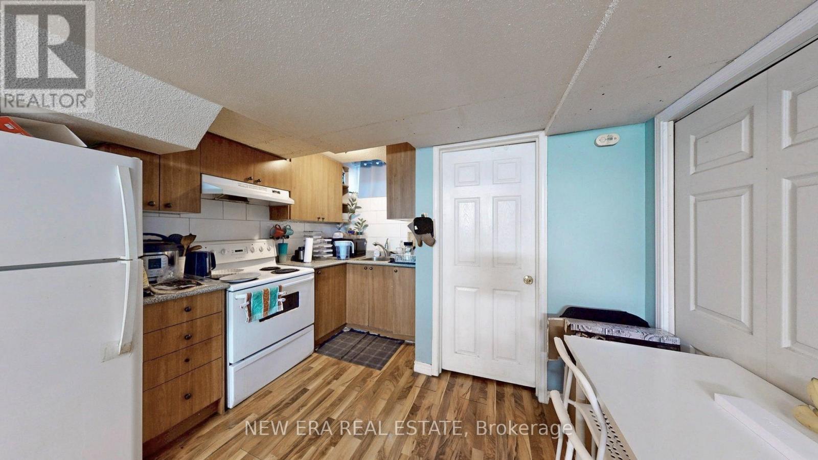 23c4b1de41233d14e4b4b392031de47a