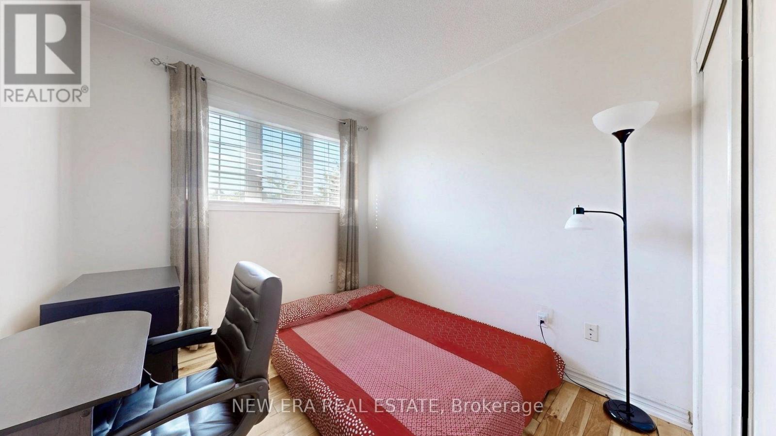 5cd3ca6d254efd55bc911c66eb744612