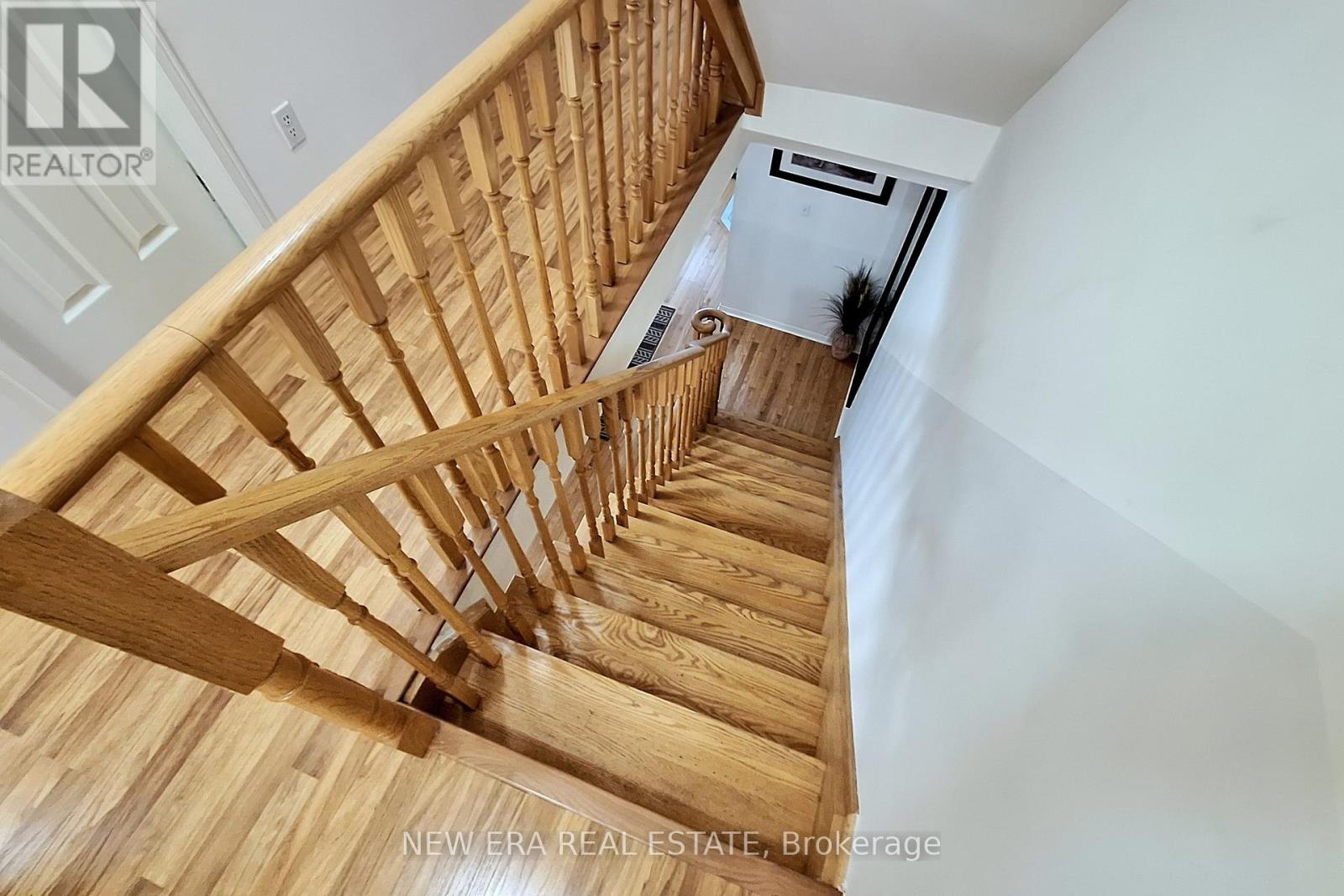 6e21d9c9e22aabca0dbb962b8927a7cd