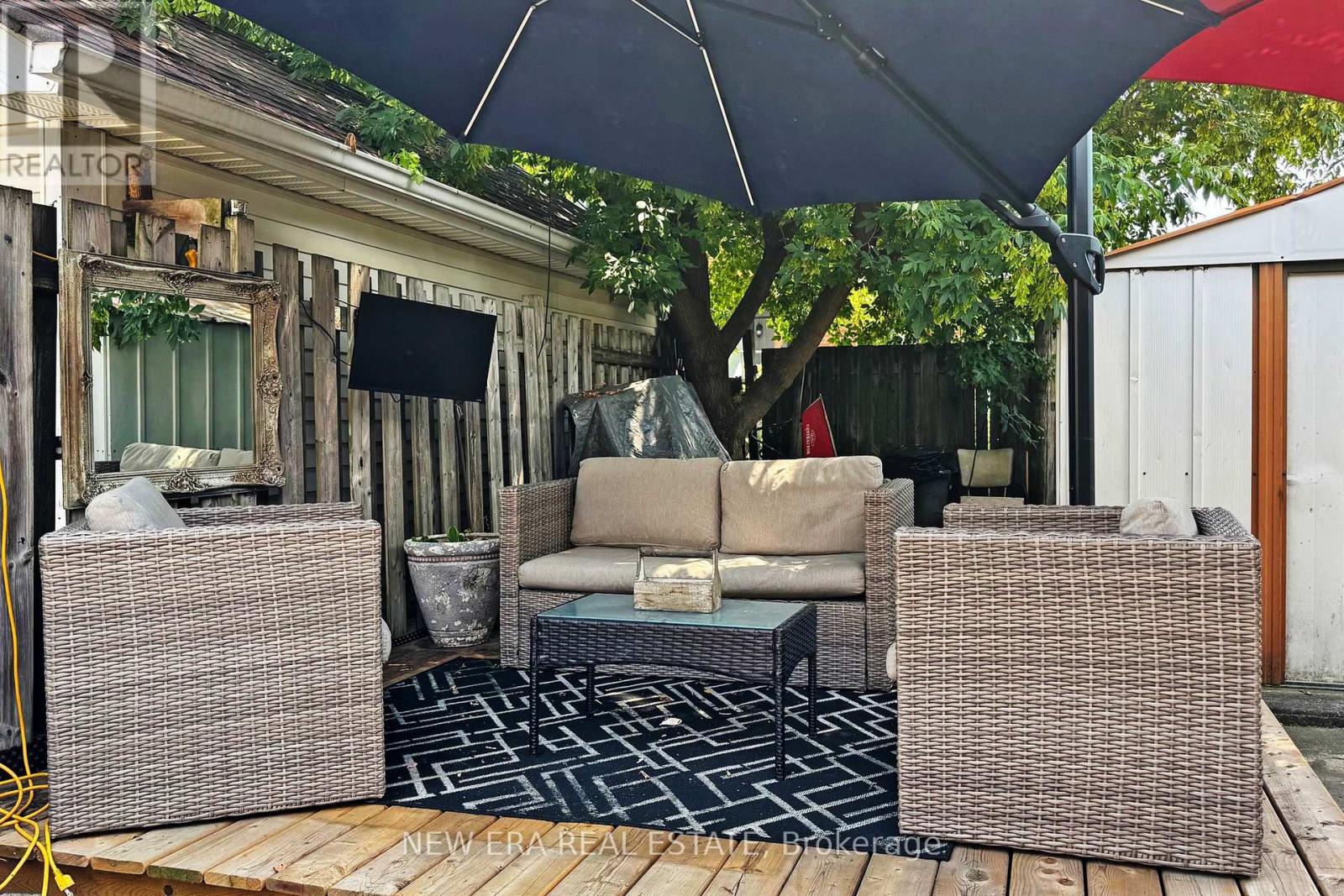 821c3eddb7866463d3e24af233eaee56