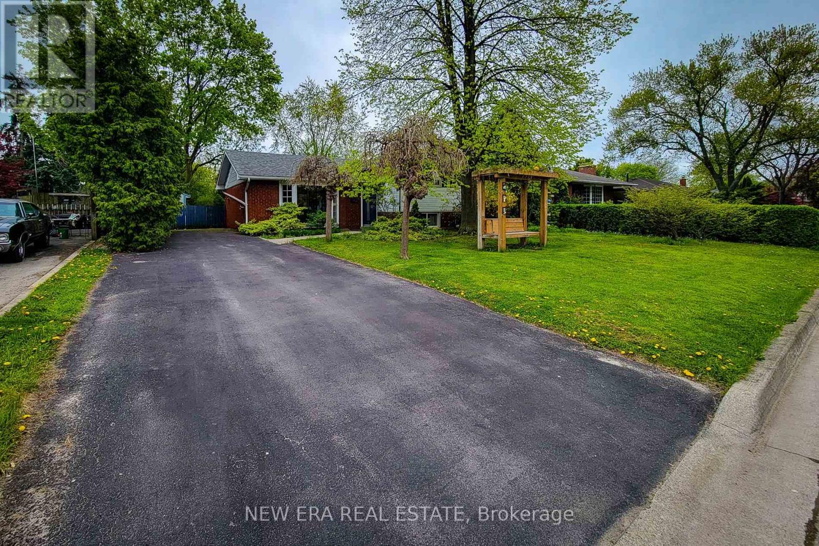 8317c07e4f4141a80096084438d42afe