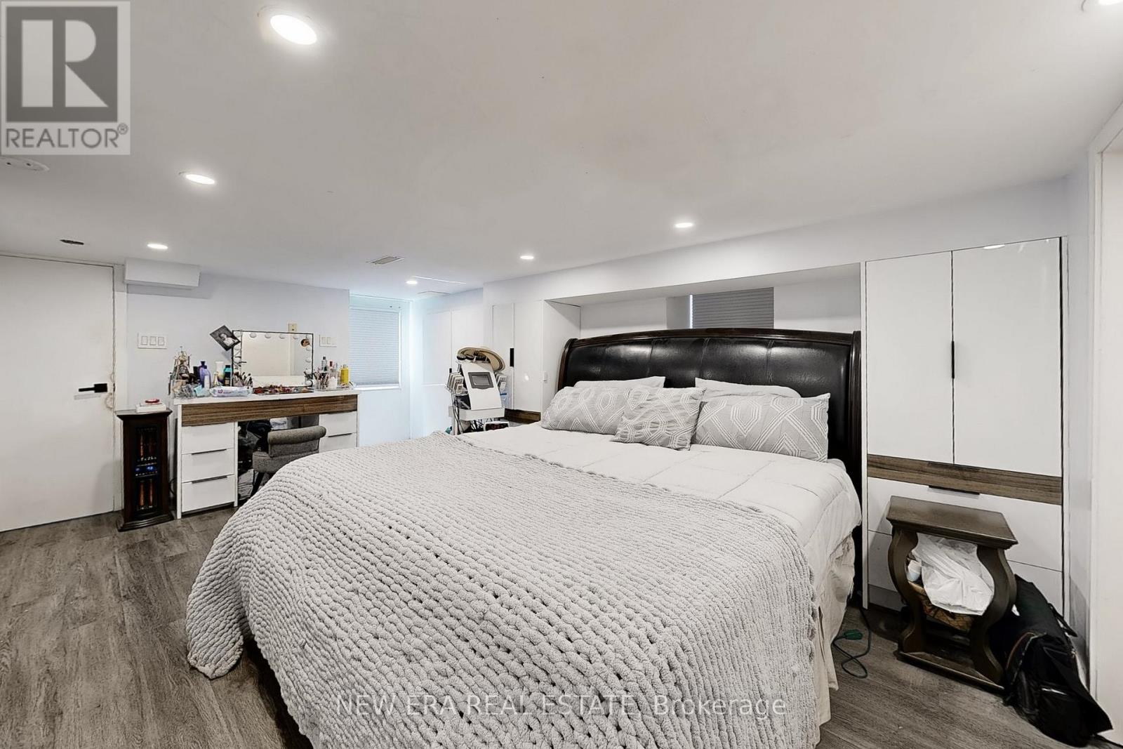 919dc070746d2e3d38bcee1f18cacc7b