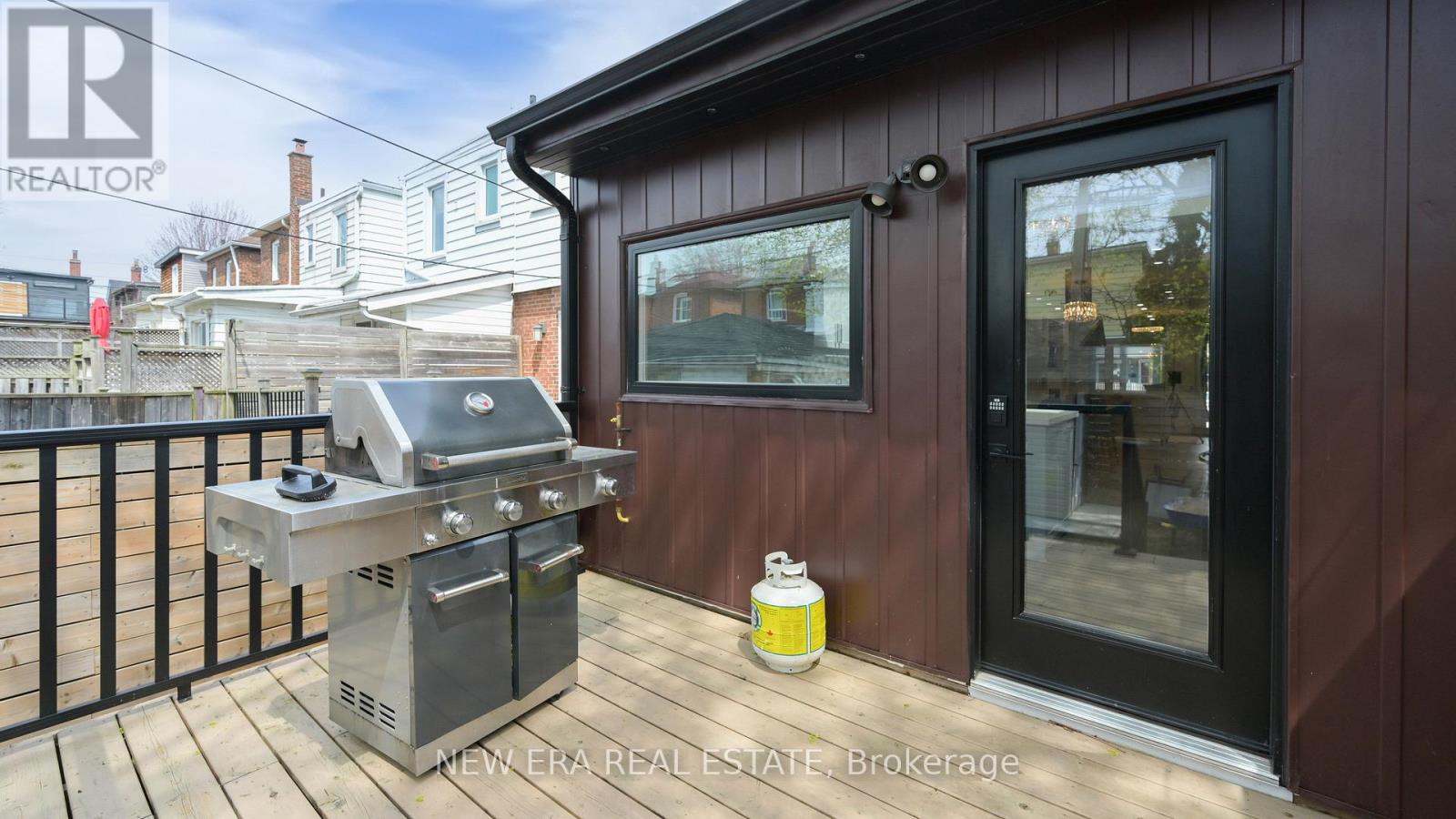 d49ddd88a62aa285d77cb3015818b20c