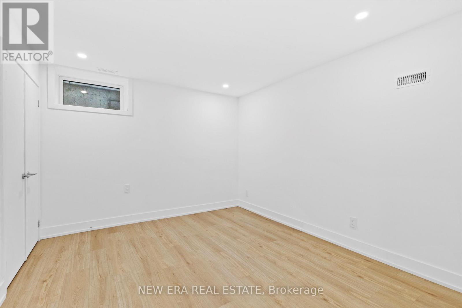 0dff37f7cb6a1d3dd128053f8846a06d