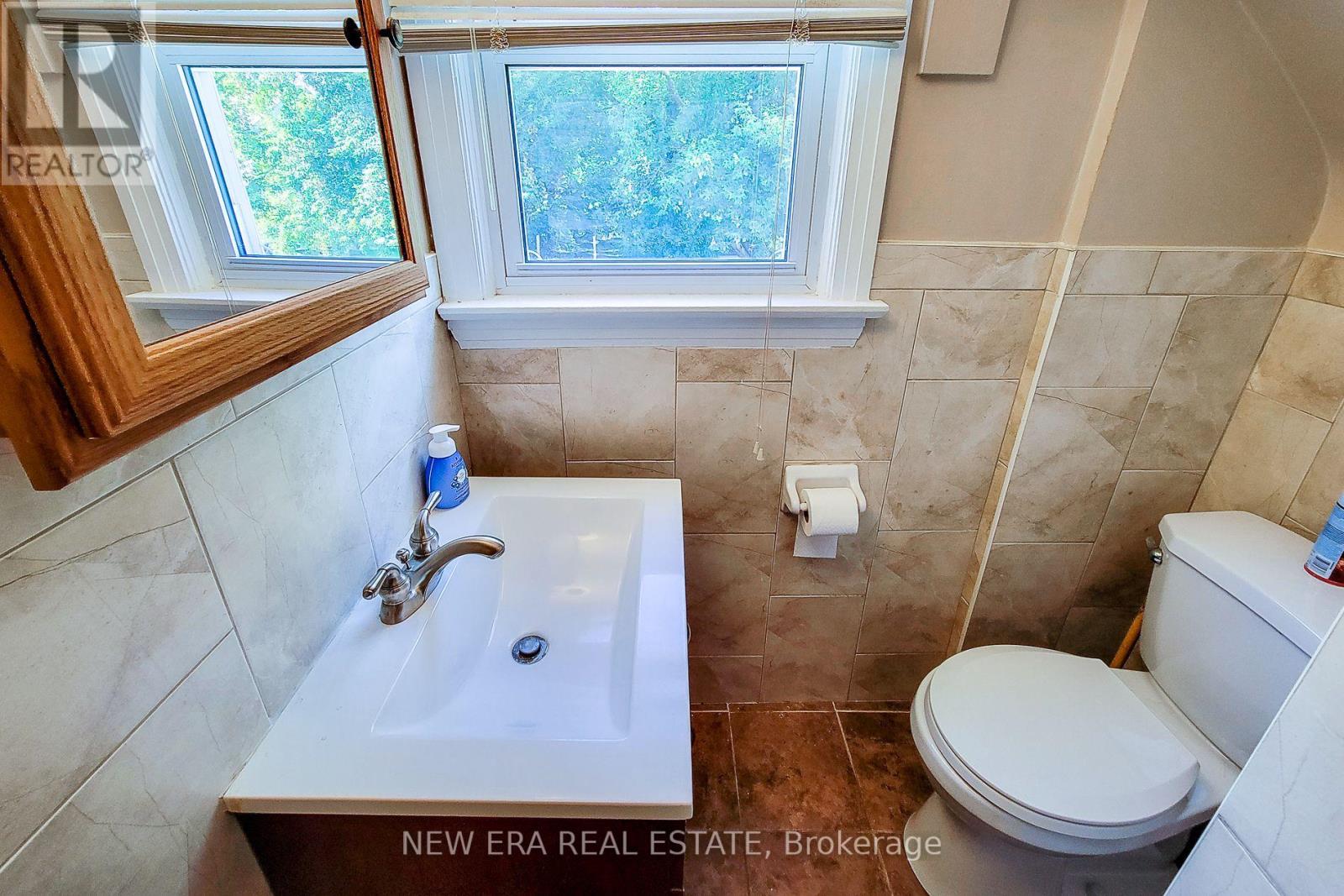 373df36c1f7bf8364cef05a0995f5c30